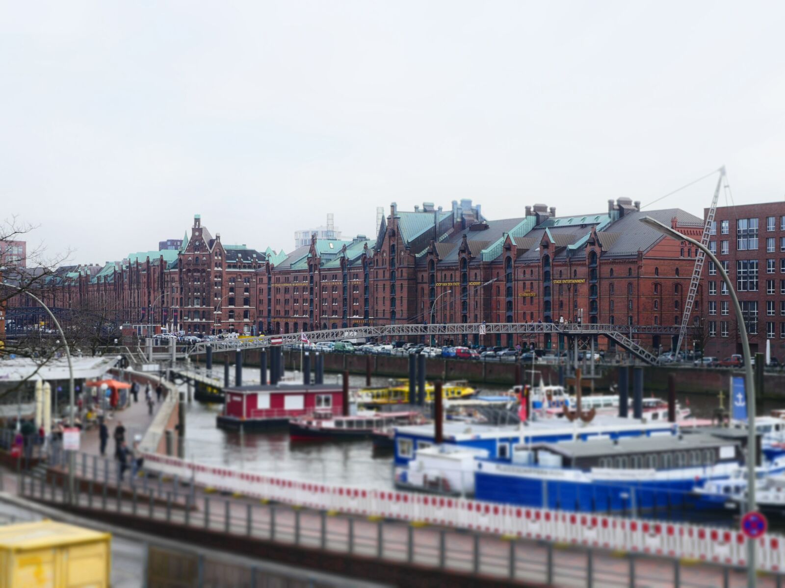 Panasonic Lumix DMC-GH4 sample photo. Hamburg, miniature, elbe photography