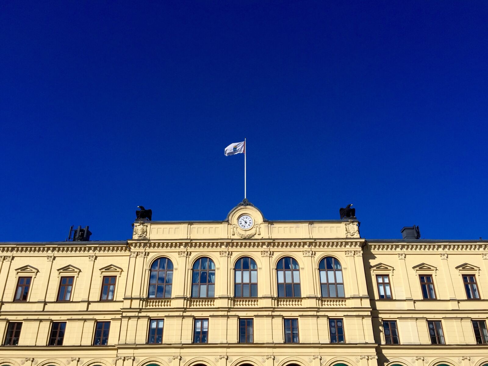 Apple iPhone 6 sample photo. Karlstad, sweden, karlstad courthouse photography