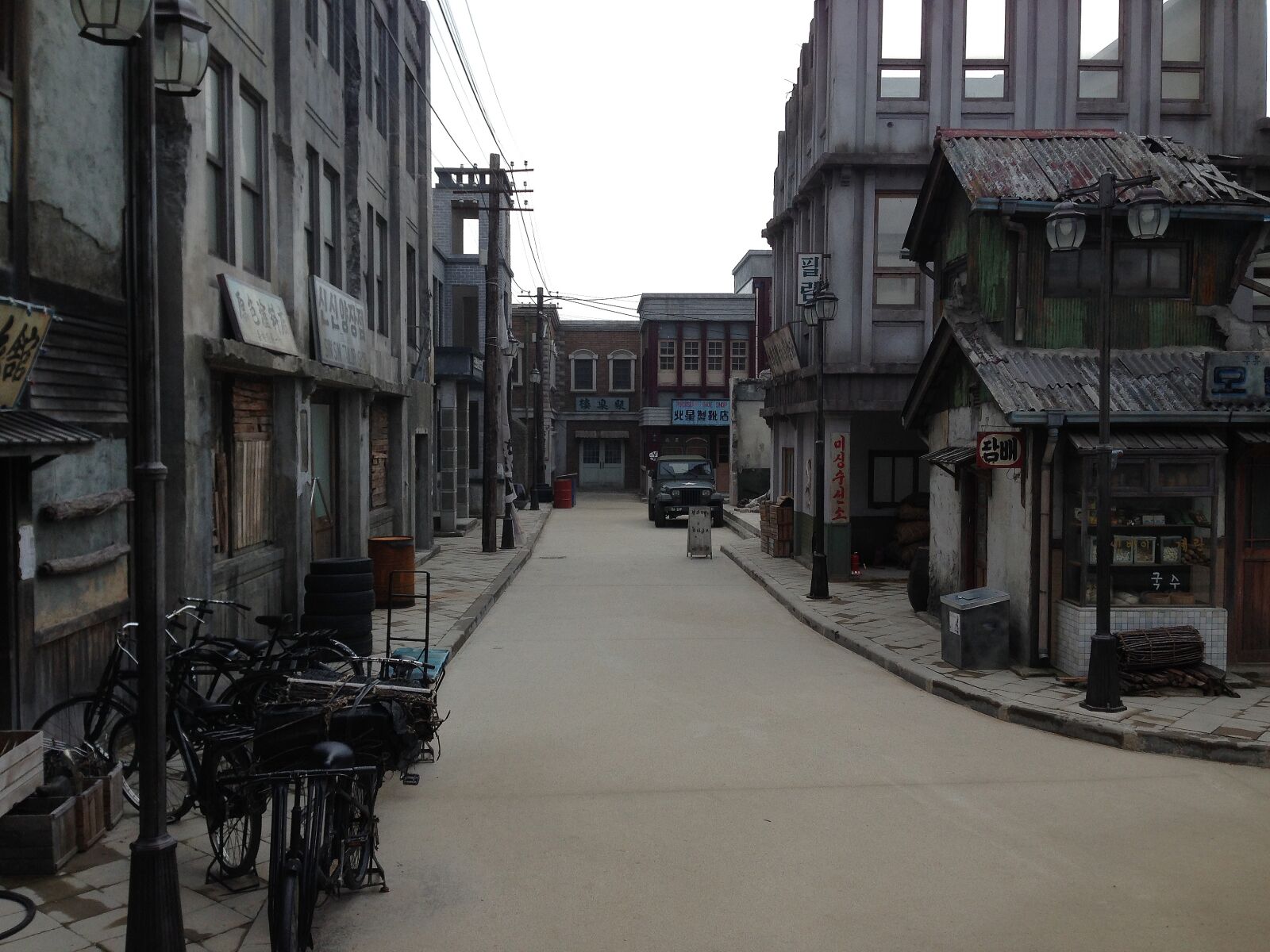 iPhone 5 back camera 4.12mm f/2.4 sample photo. War, during the korean photography