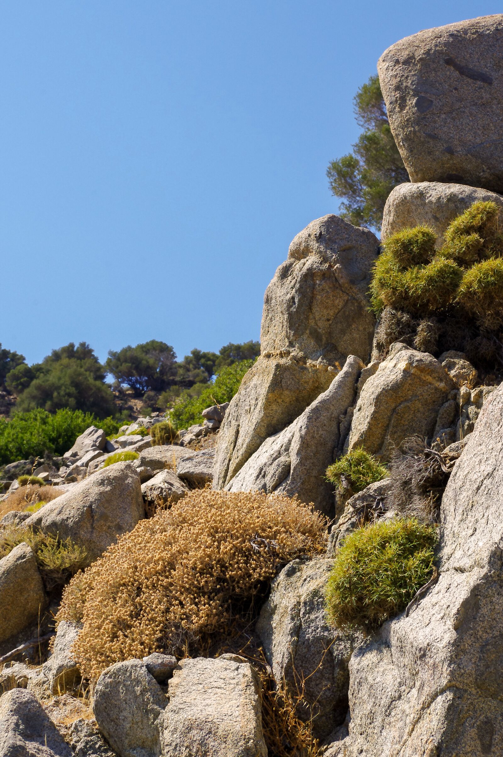 smc PENTAX-DA L 18-55mm F3.5-5.6 sample photo. Nature, stone, travel photography