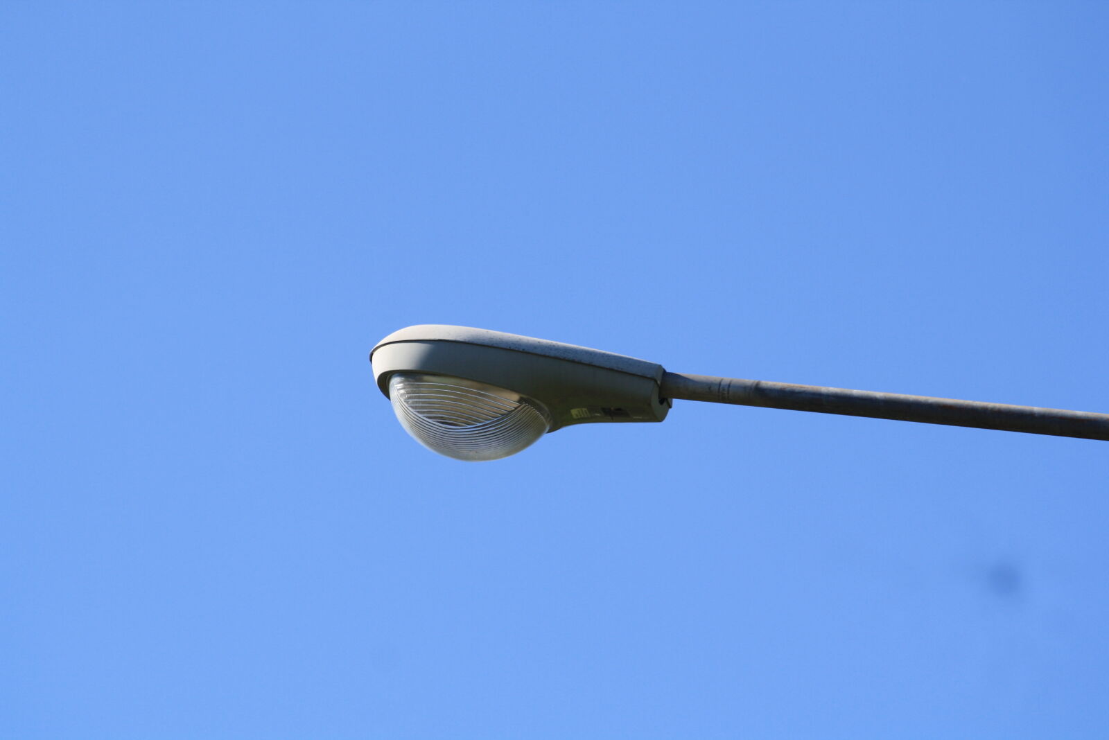 Canon EF 70-200mm F4L USM sample photo. Lamp, shining photography