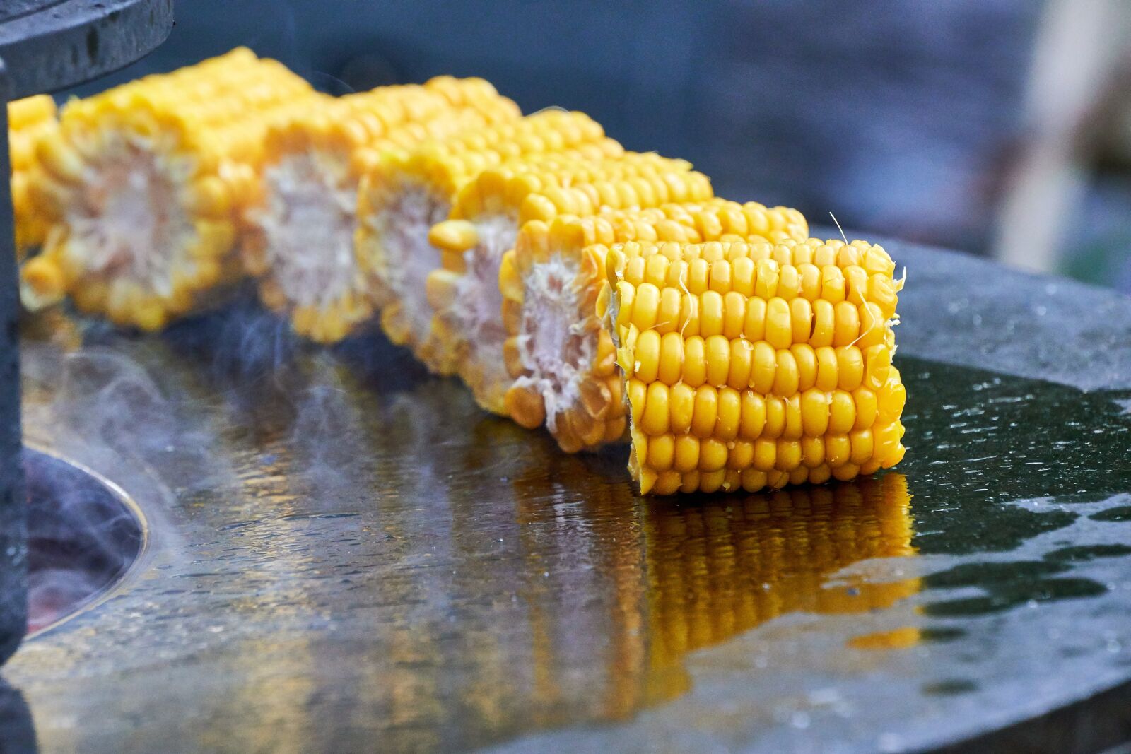 Sony E 55-210mm F4.5-6.3 OSS sample photo. Corn, piston, barbecue photography