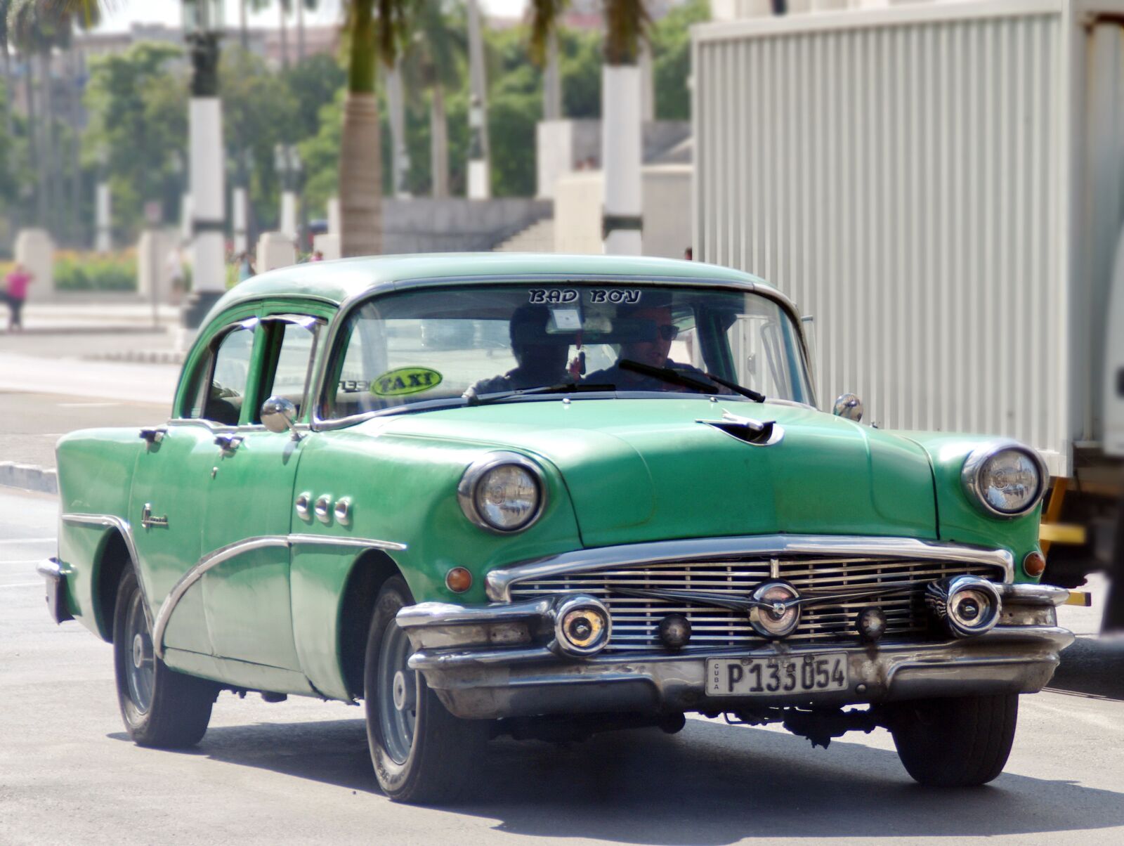 Pentax K-5 sample photo. Cuba, rattletrap, car photography