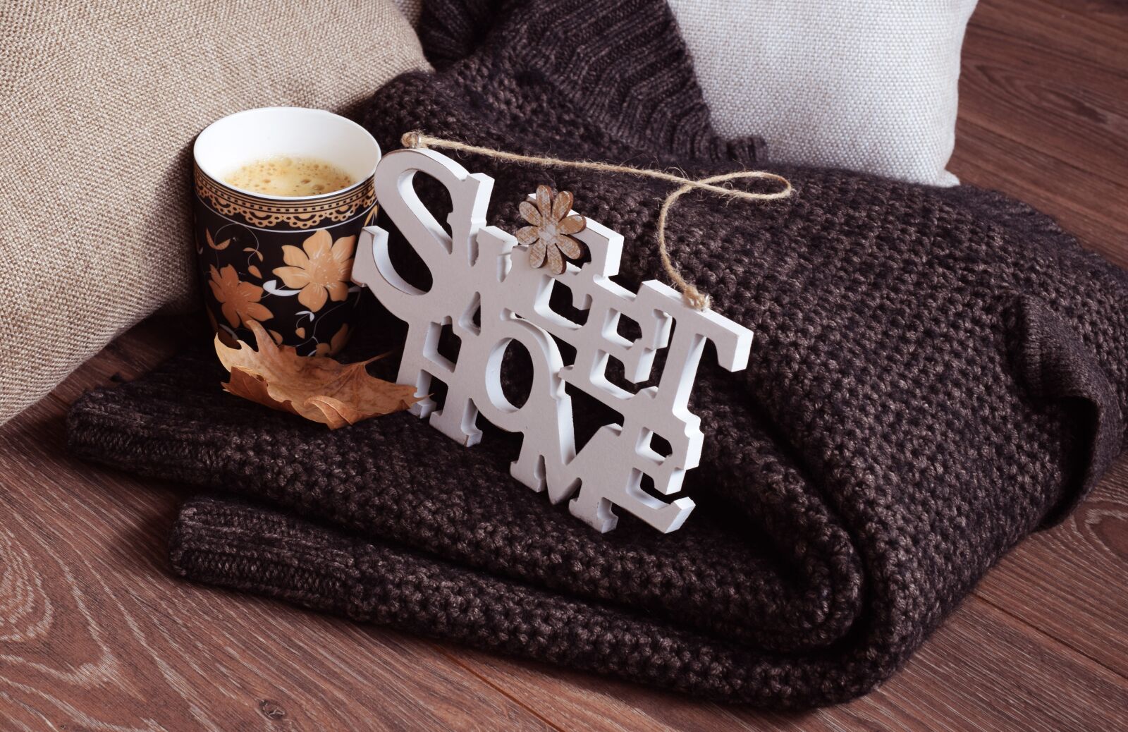 Nikon D5300 sample photo. Coffee, autumn, leaf photography