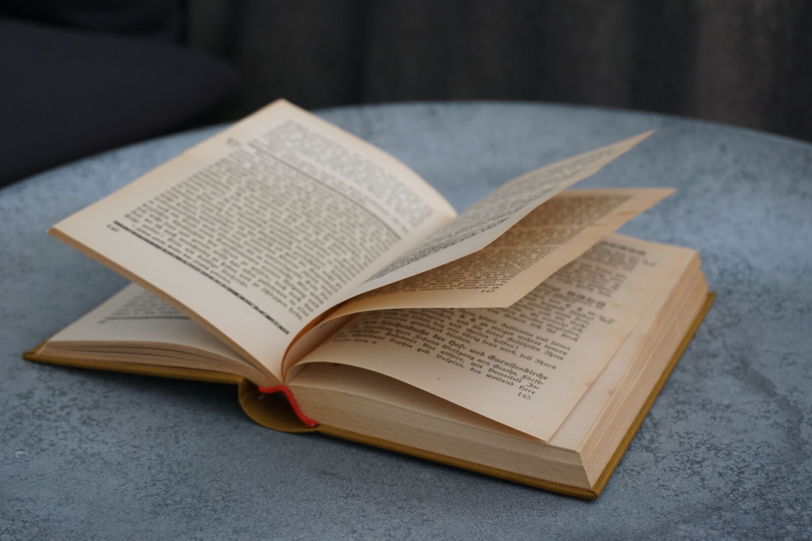 Sony a6000 sample photo. Book, desk, library, reading photography