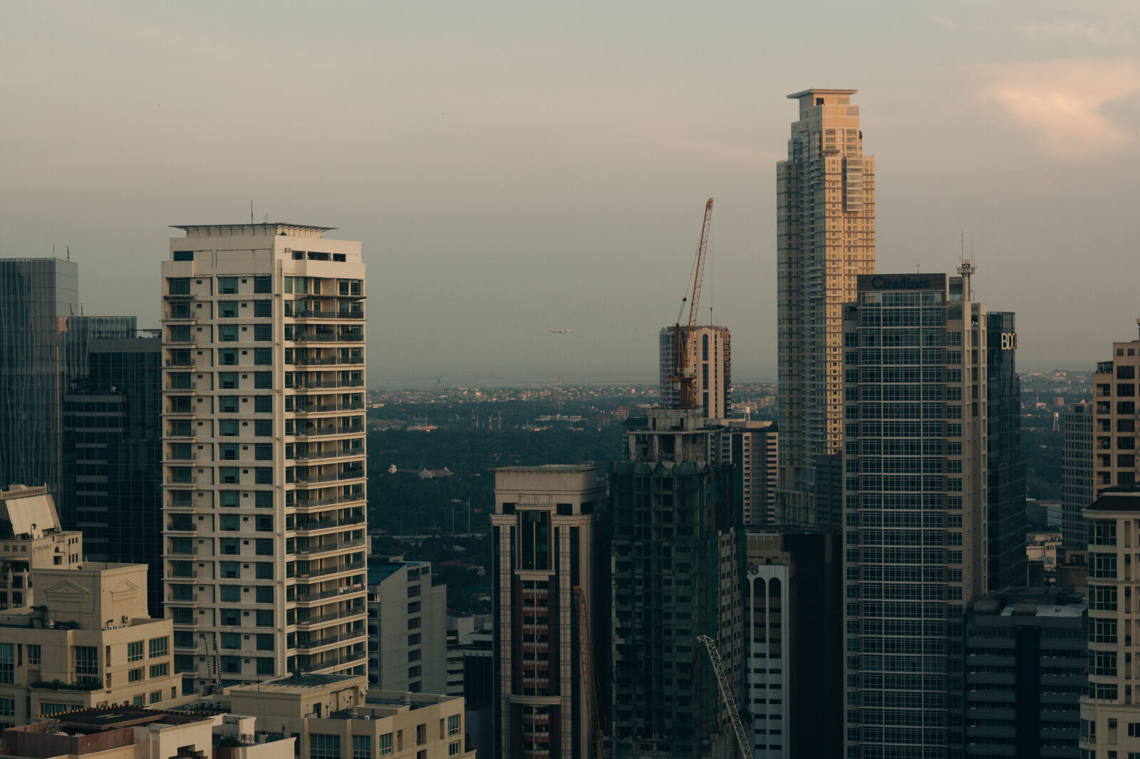 Canon EF 50mm F1.8 II sample photo. City, sky, skyline, buildings photography