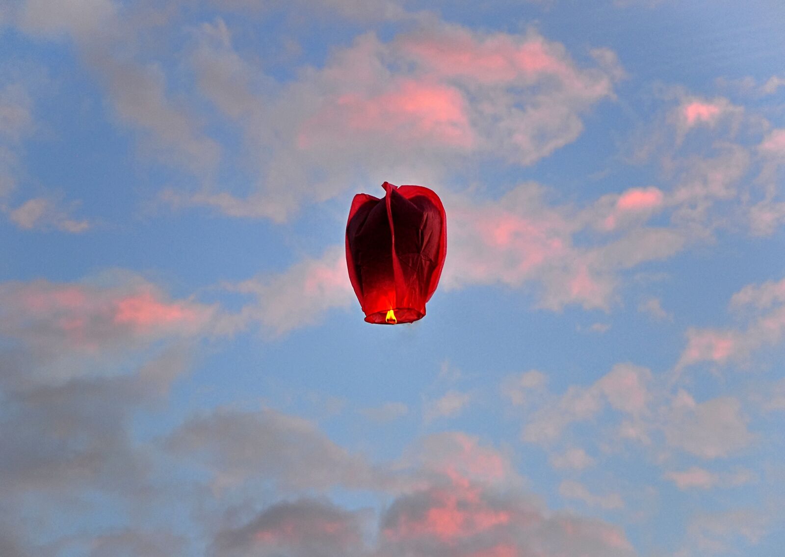 Nikon D90 sample photo. Lantern, lanterns luck, happiness photography