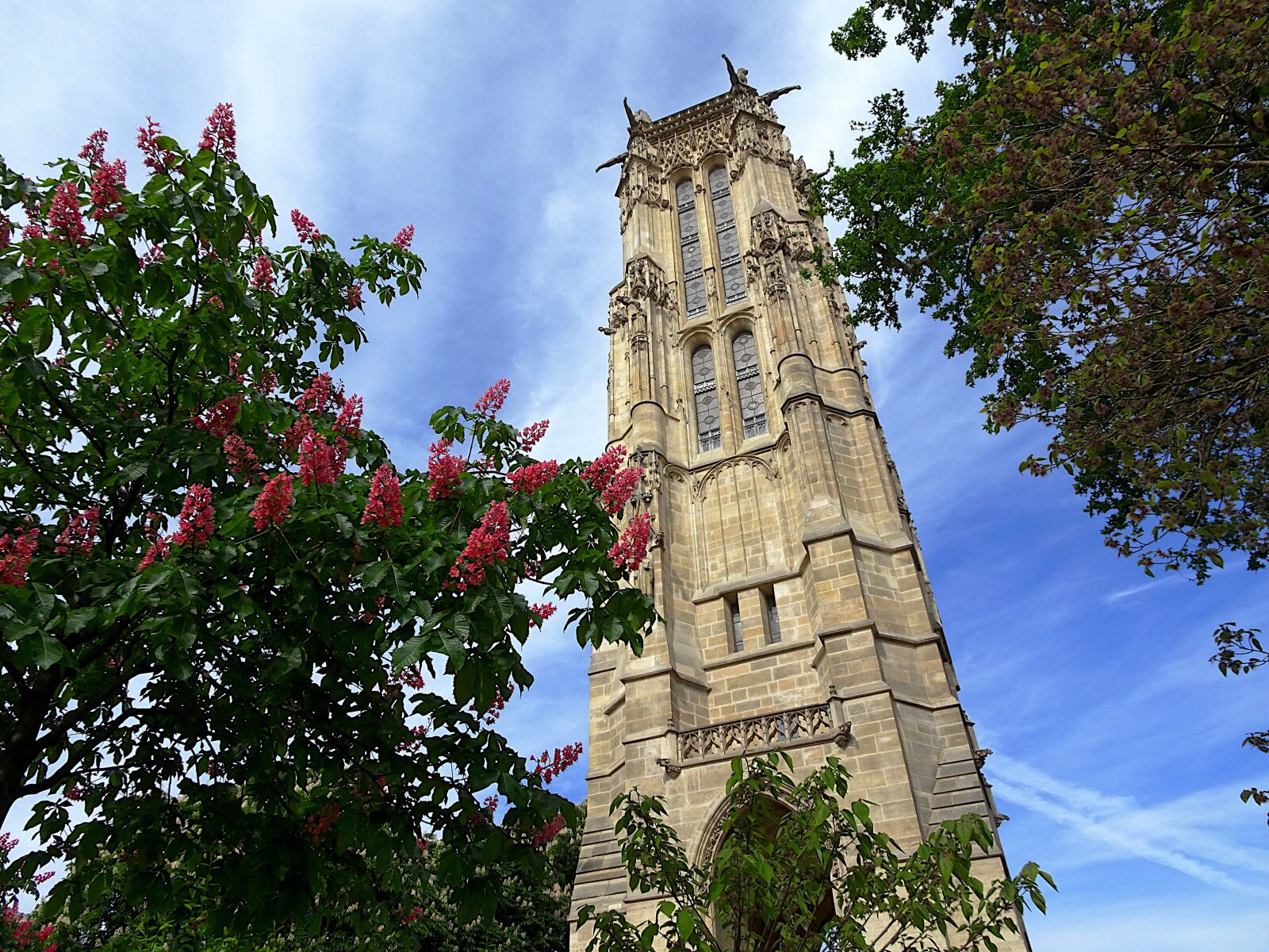Sony Cyber-shot DSC-HX90V sample photo. Tour saint-jacques, bell tower-tower photography