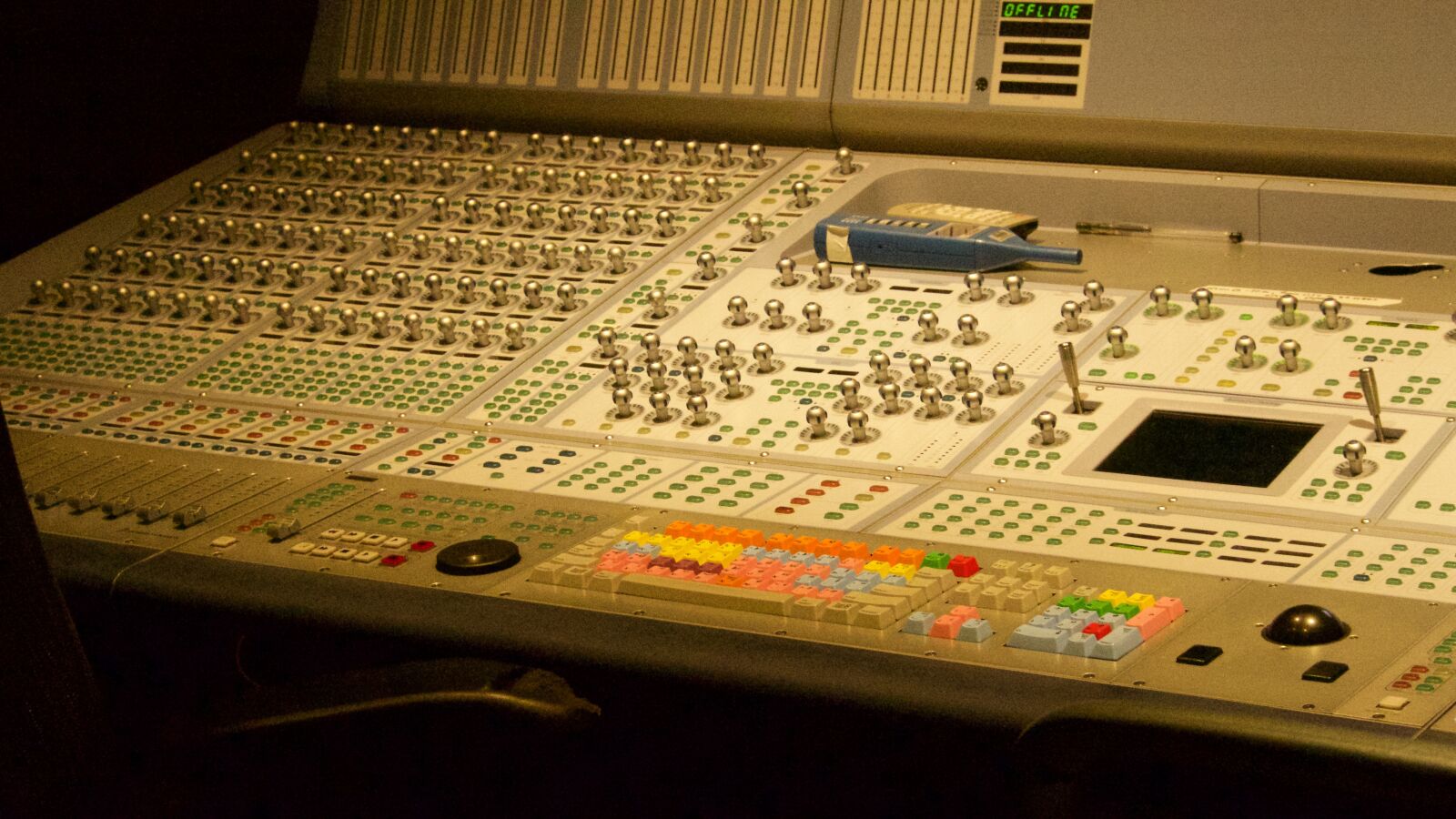 Olympus OM-D E-M10 sample photo. Sound, edit, music photography