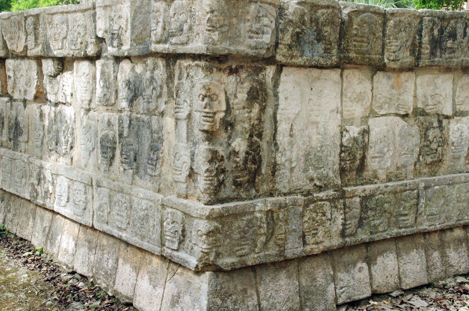 Pentax K-5 sample photo. Mexico, chichen itza, wall photography