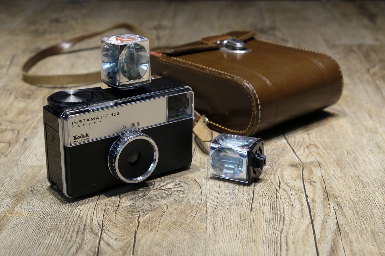 Fujifilm XF 18-55mm F2.8-4 R LM OIS sample photo. Camera, nostalgia, retro photography