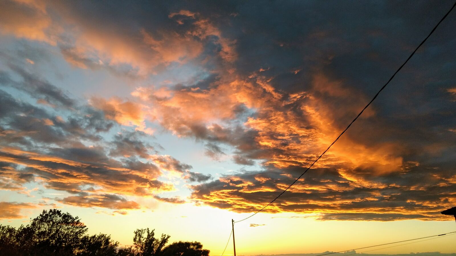 Motorola Moto G (4) sample photo. Clouds, nuvole, sun, sunset photography