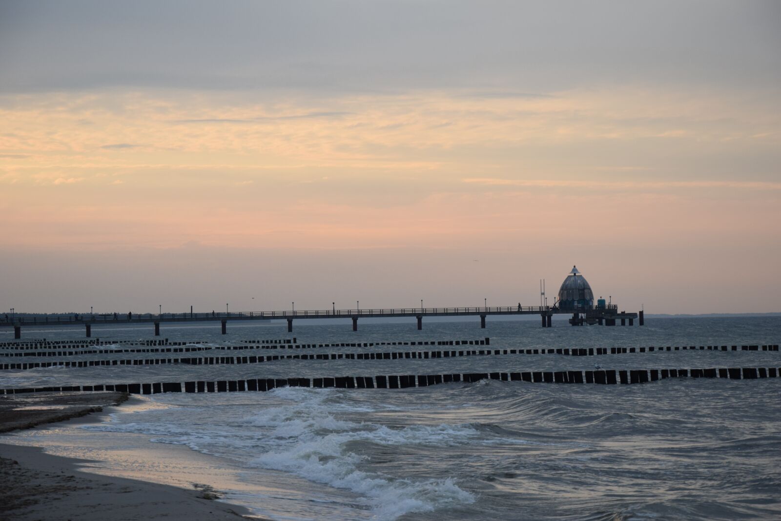 Nikon D3300 sample photo. Baltic sea, stand, vacations photography