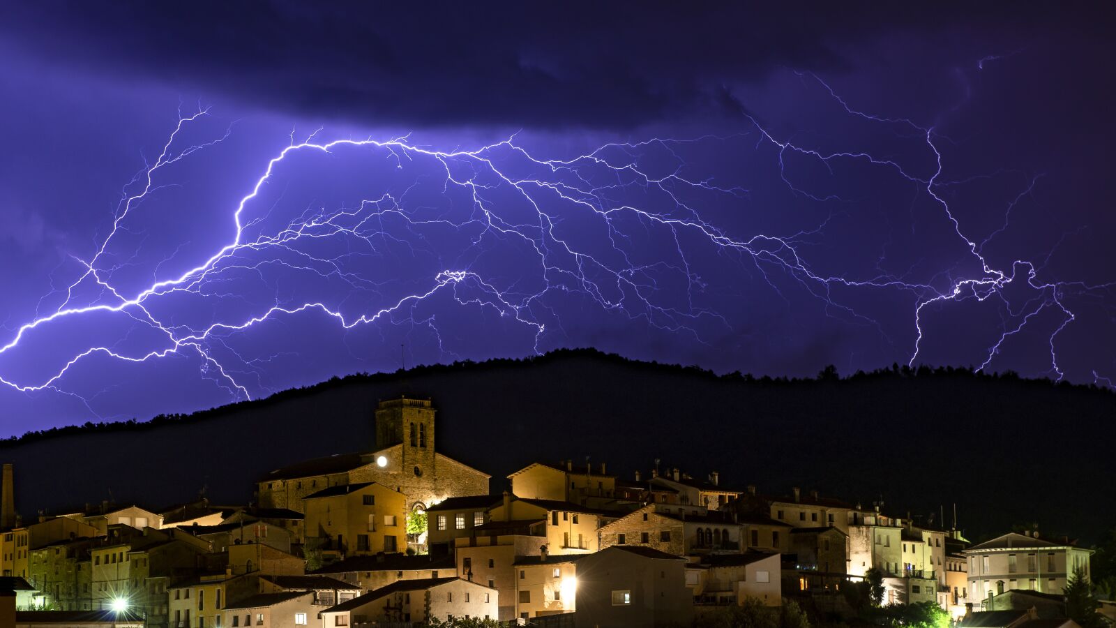 Nikon D800 sample photo. Lightning, nature, storm photography
