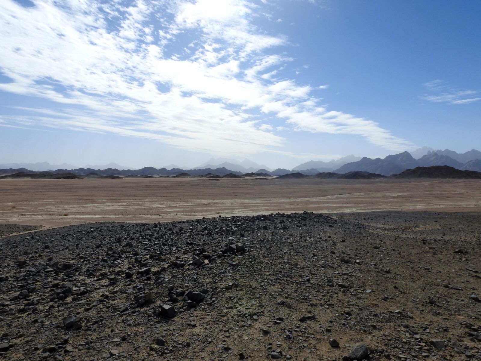 Nikon Coolpix P900 sample photo. Desert, sand, landscape photography