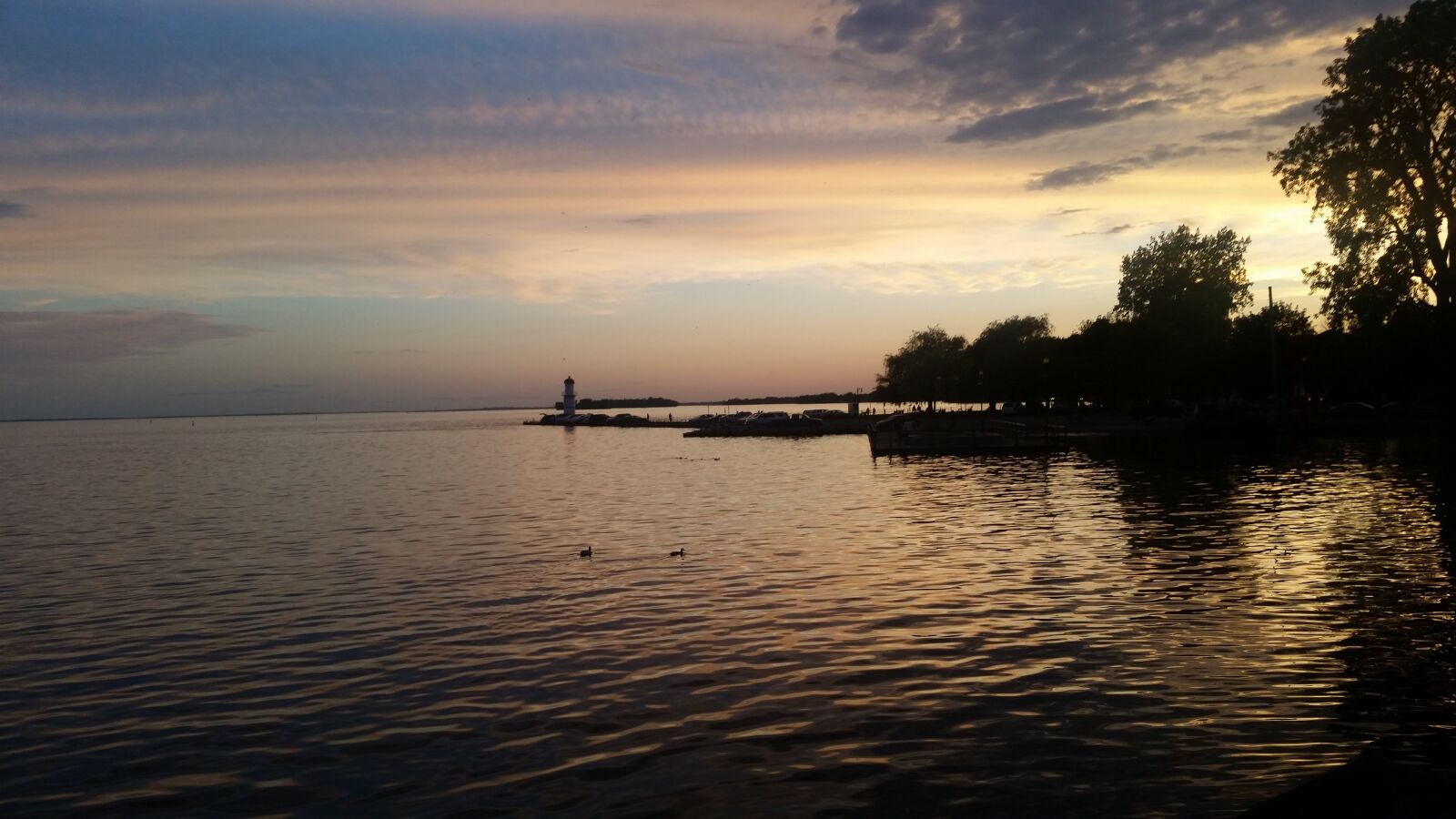 Samsung Galaxy S5 sample photo. Lake, sunset, water photography