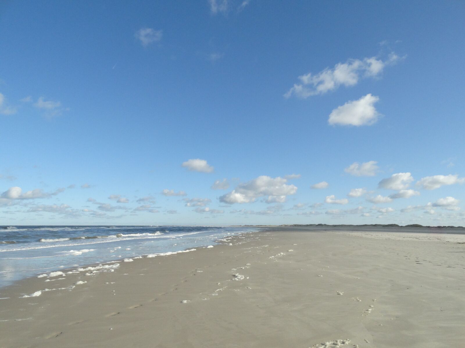 Sony Cyber-shot DSC-HX300 sample photo. Beach, sea, sky photography