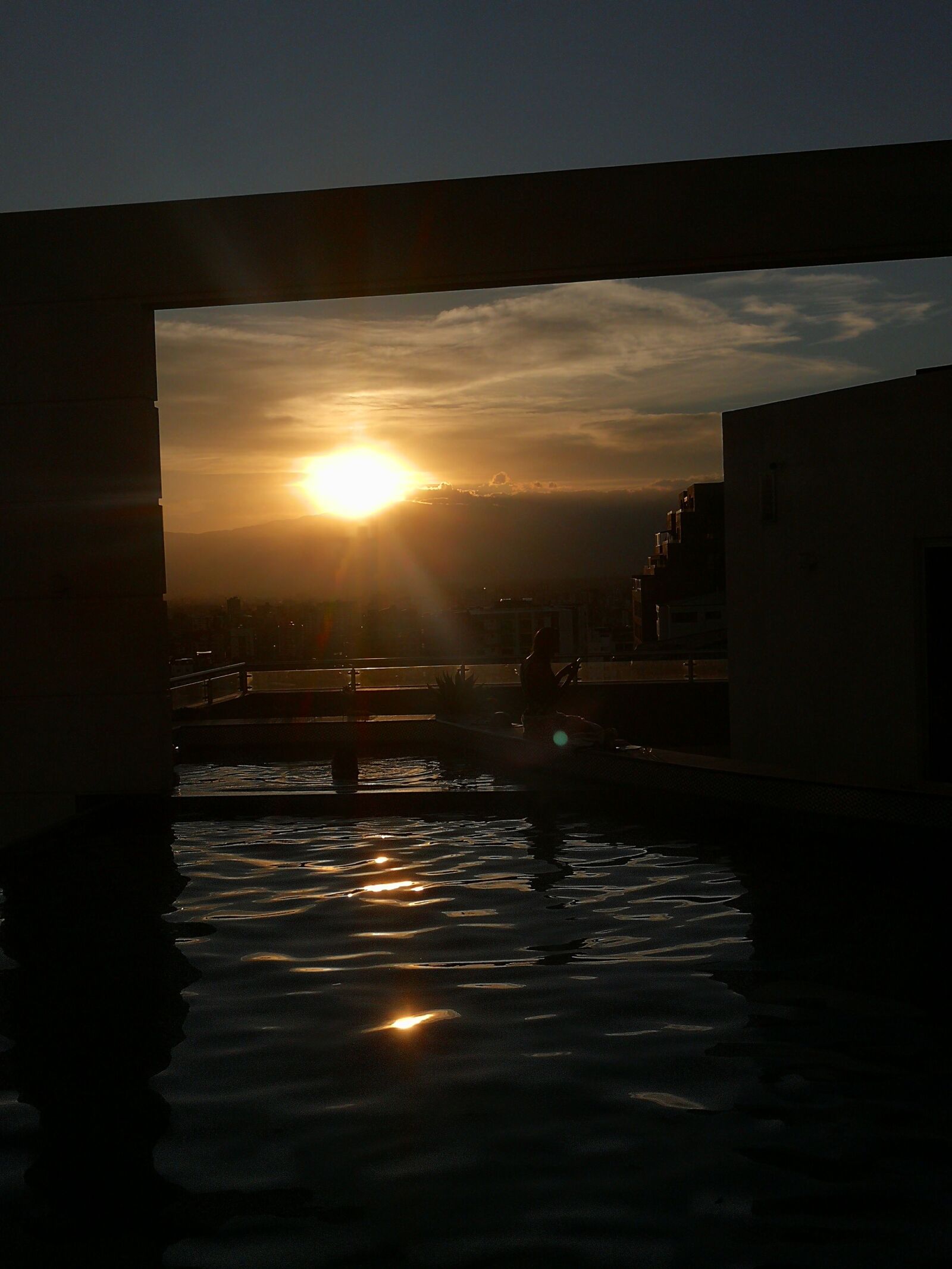 HUAWEI P10 sample photo. Sunset, pool, swim photography