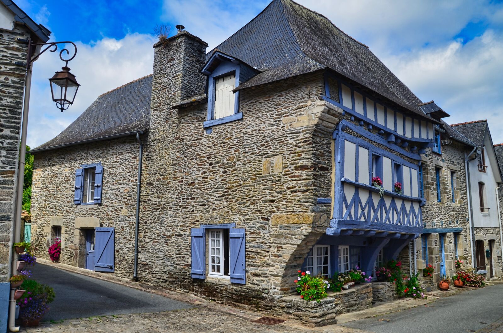 Nikon D7000 sample photo. Josselin, morbihan, brittany photography
