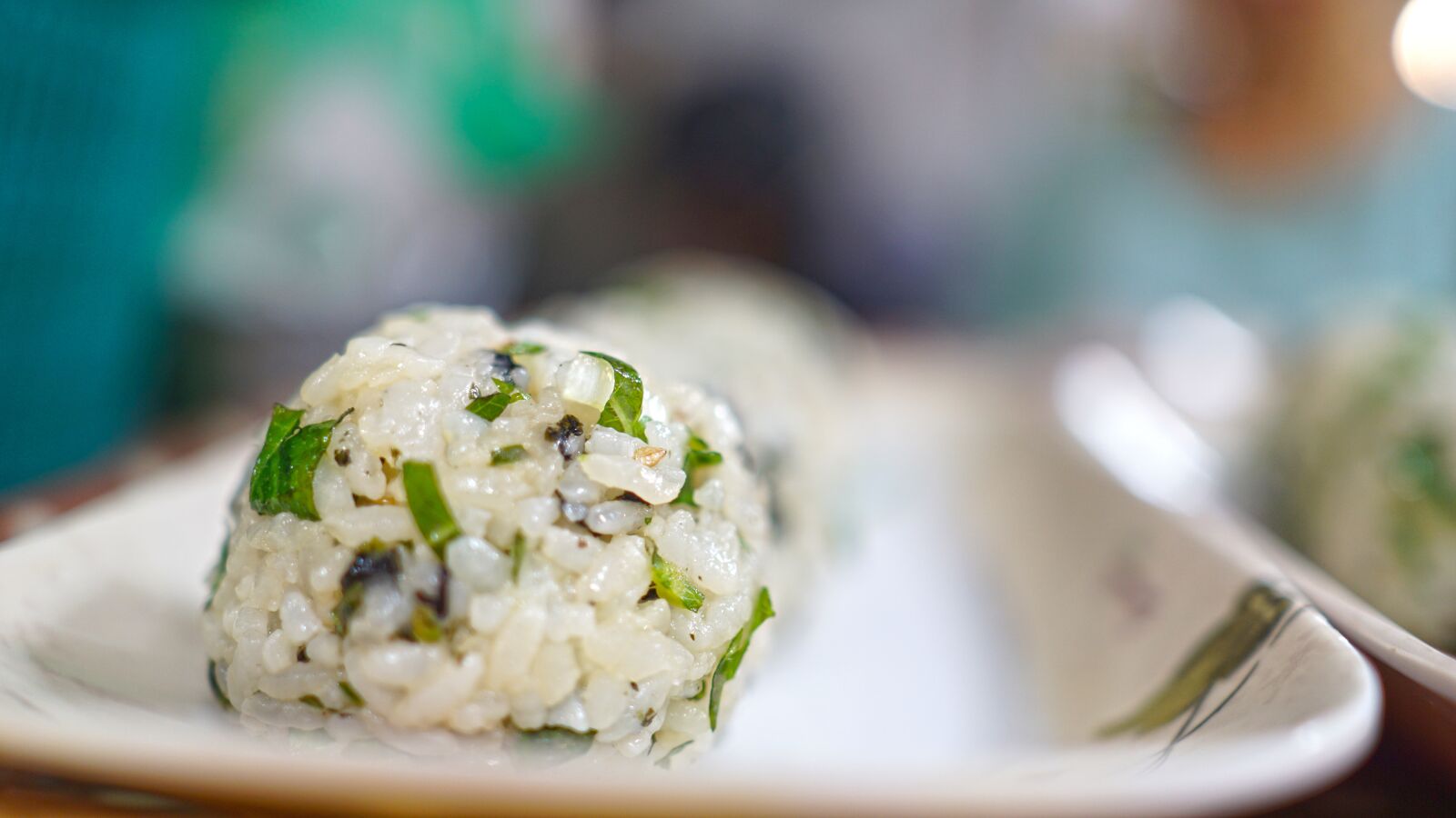 Sony Sonnar T* E 24mm F1.8 ZA sample photo. Rice balls, the fraudulent photography