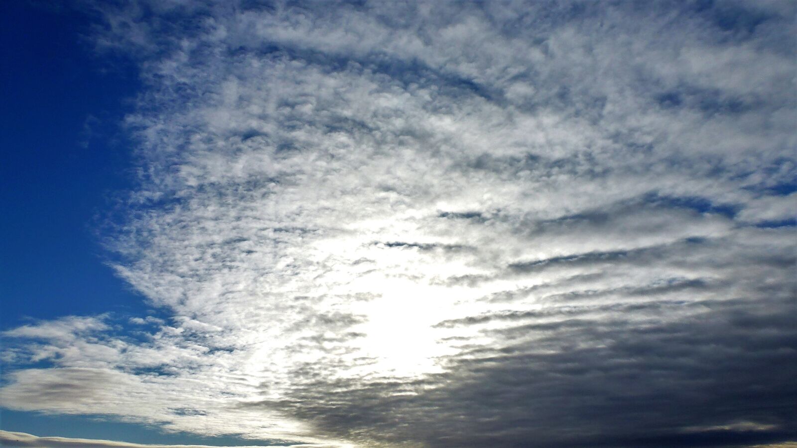 Panasonic Lumix DMC-ZS10 (Lumix DMC-TZ20 / Lumix DMC-TZ22) sample photo. Nature, sky, blue photography