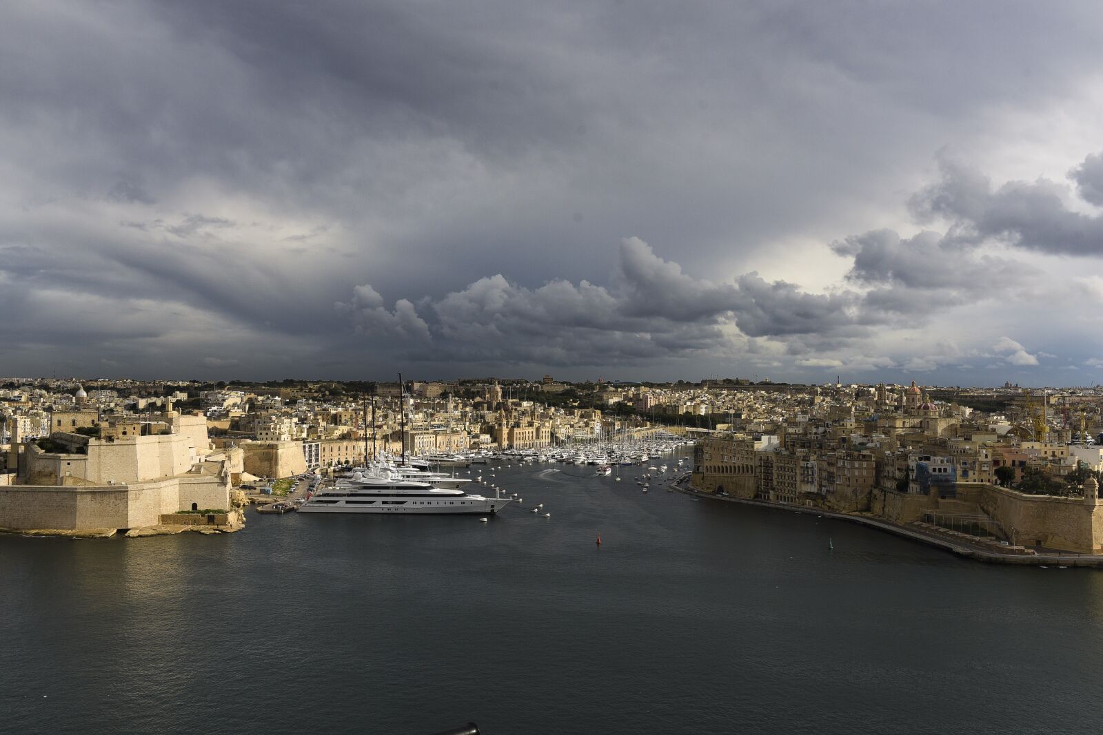Nikon D750 sample photo. Landscape, clouds, sky photography
