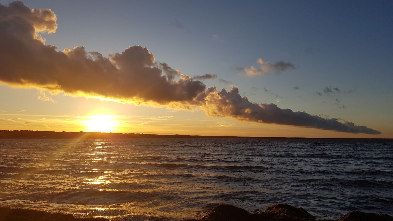 Samsung Galaxy S7 sample photo. Sunset, evening sun, sea photography