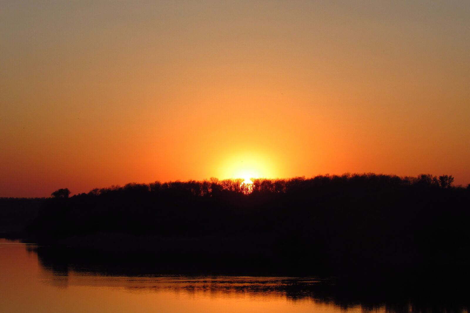 Canon PowerShot SX400 IS sample photo. Sunset, river, landscape photography