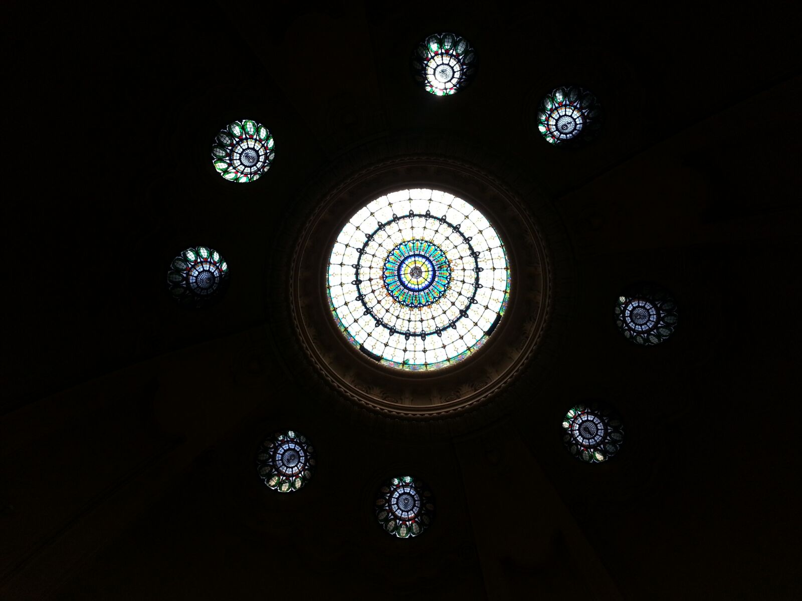 Samsung Galaxy S3 sample photo. Budapest, stained glass, windows photography