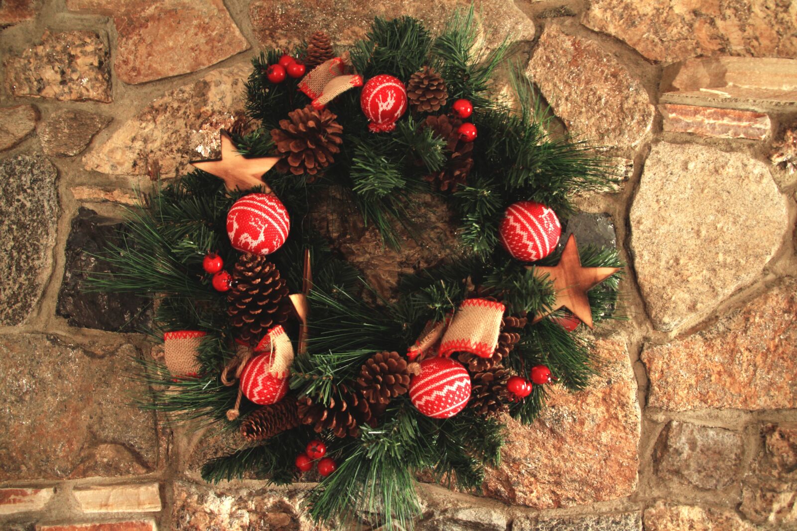 Canon EOS 700D (EOS Rebel T5i / EOS Kiss X7i) sample photo. Christmas, decoration, tree photography