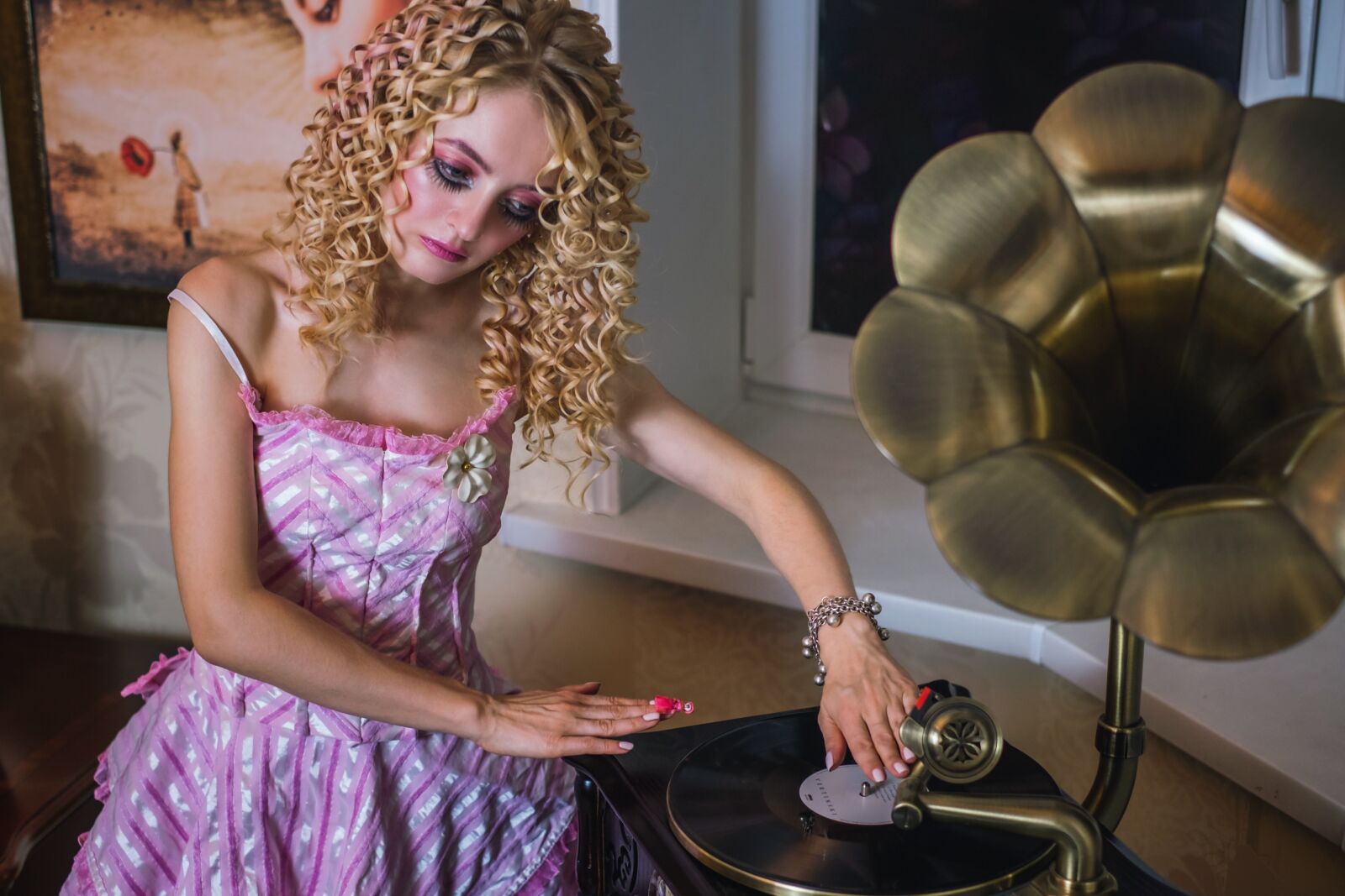 Fujifilm X-E1 sample photo. Baby doll, blonde, model photography