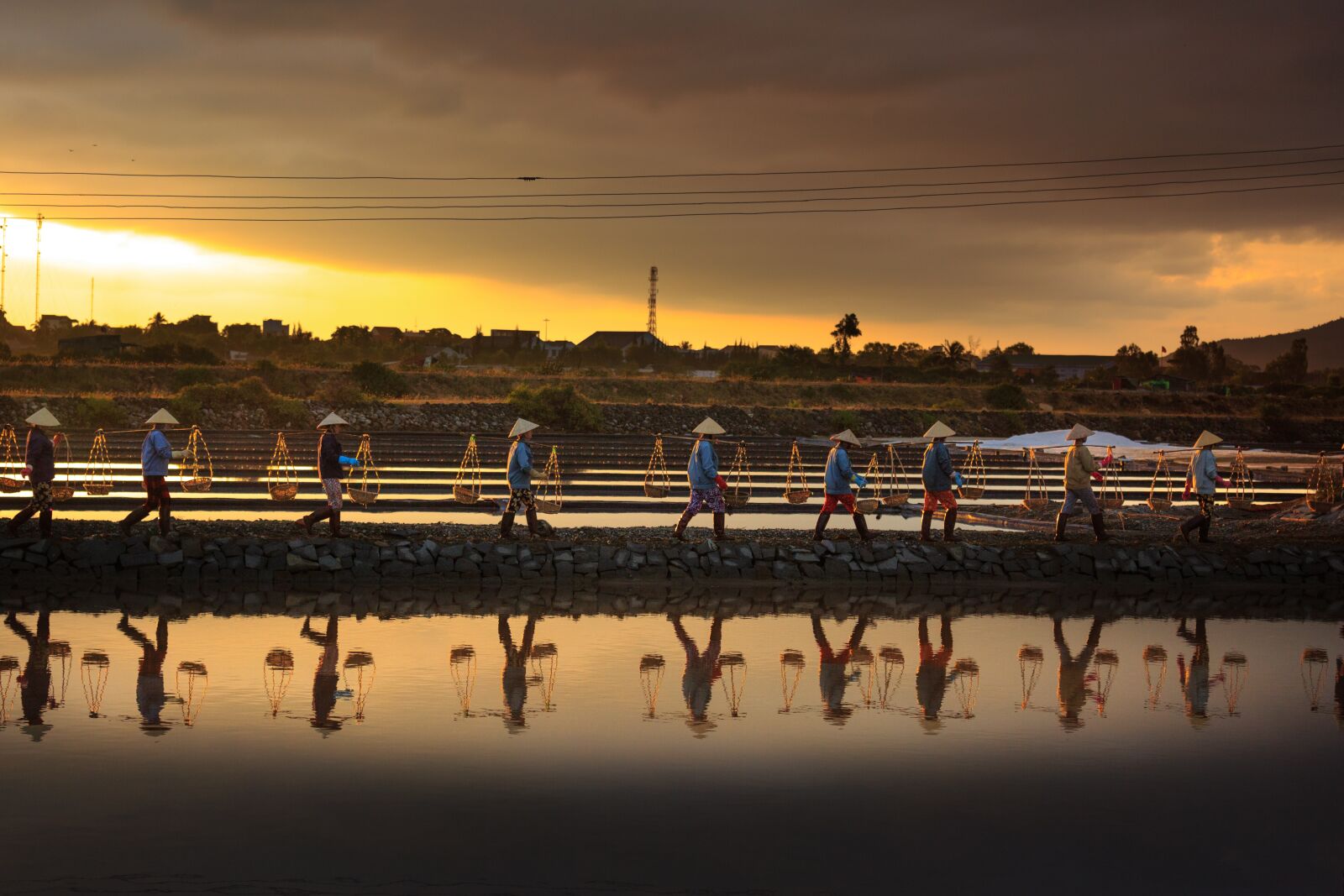Canon EF 70-200mm F4L IS USM sample photo. Salt, hon khoi, vietnam photography