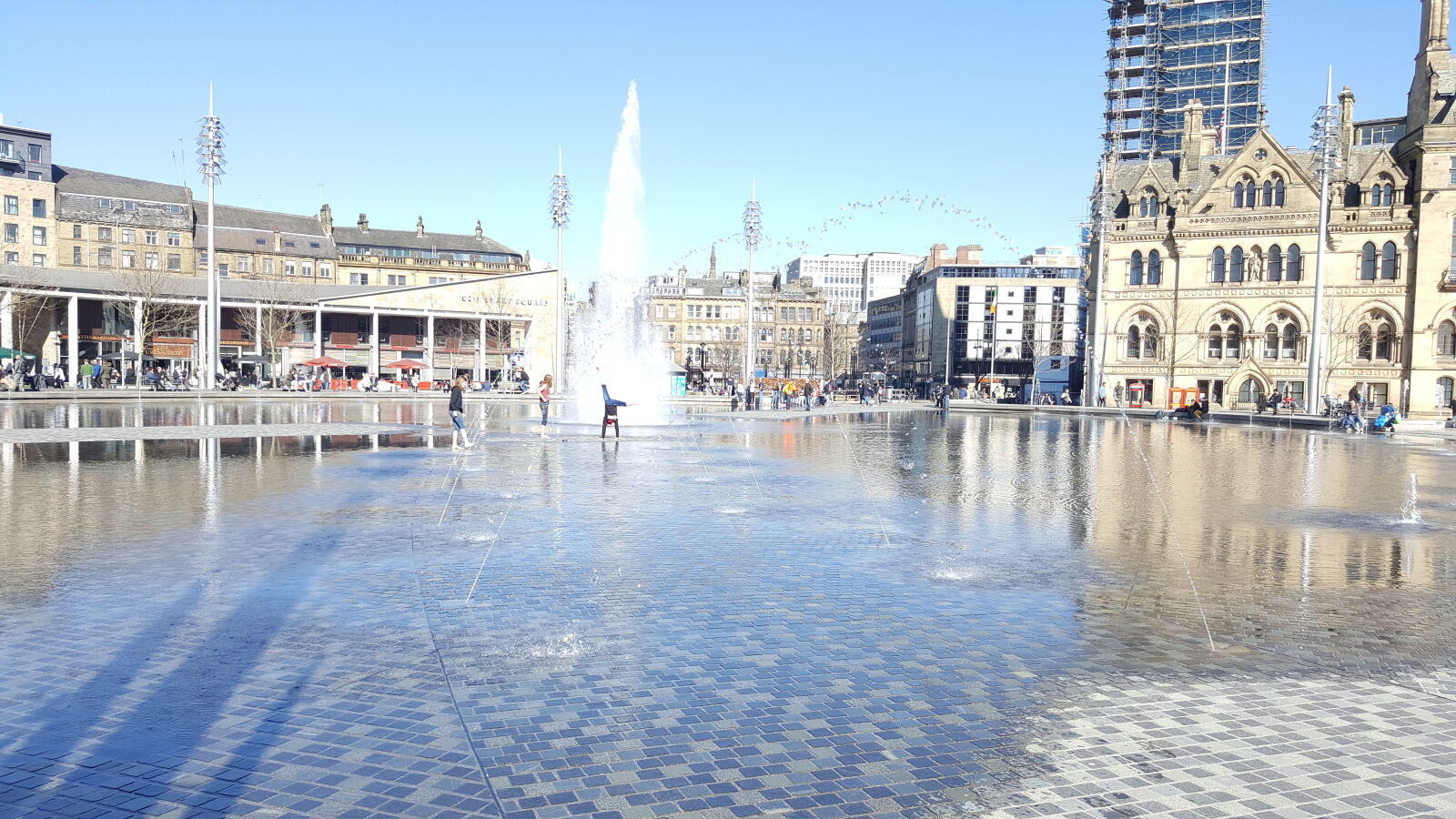 Samsung Galaxy S6 sample photo. Bradford, fountain, yorkshire photography