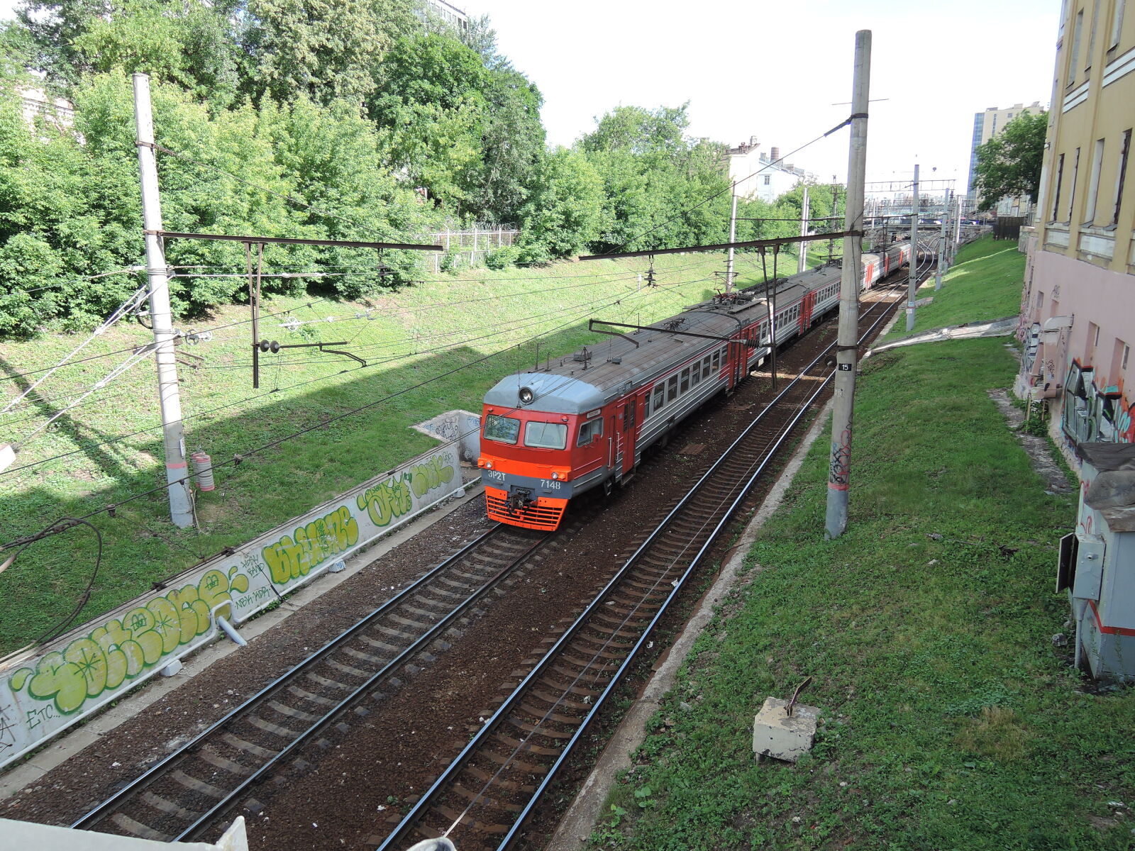 Nikon Coolpix P330 sample photo. Electric, train, railway, train photography