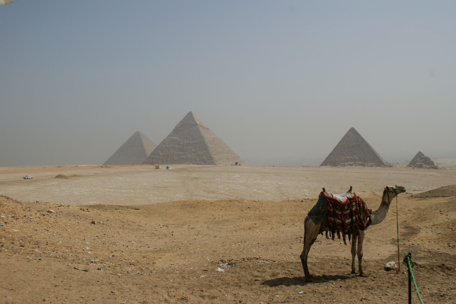 Sony Alpha DSLR-A350 sample photo. Egypt, giza, pyramids photography