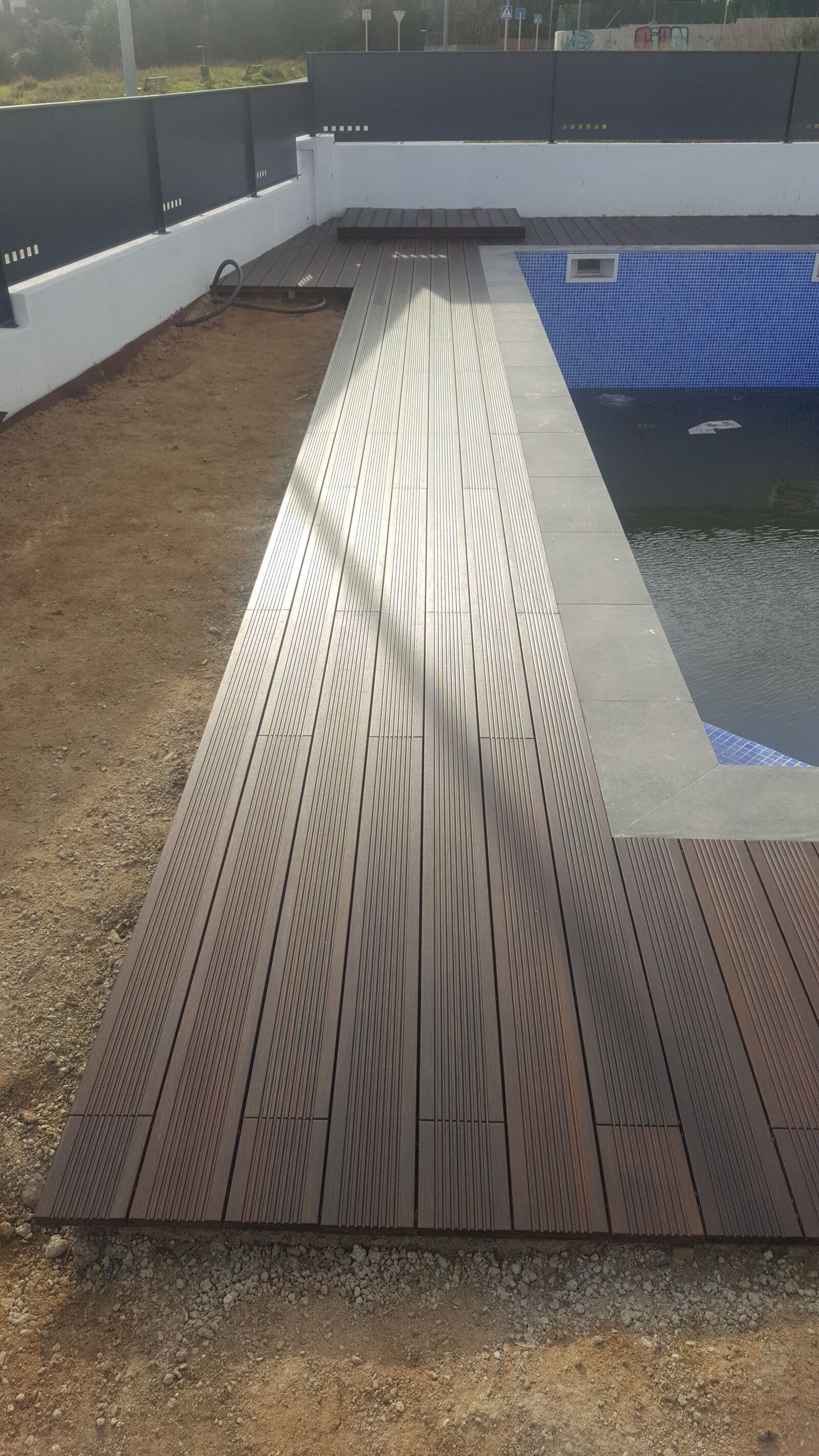 Samsung GALAXY S6 edge sample photo. Pool, wood, decoration photography