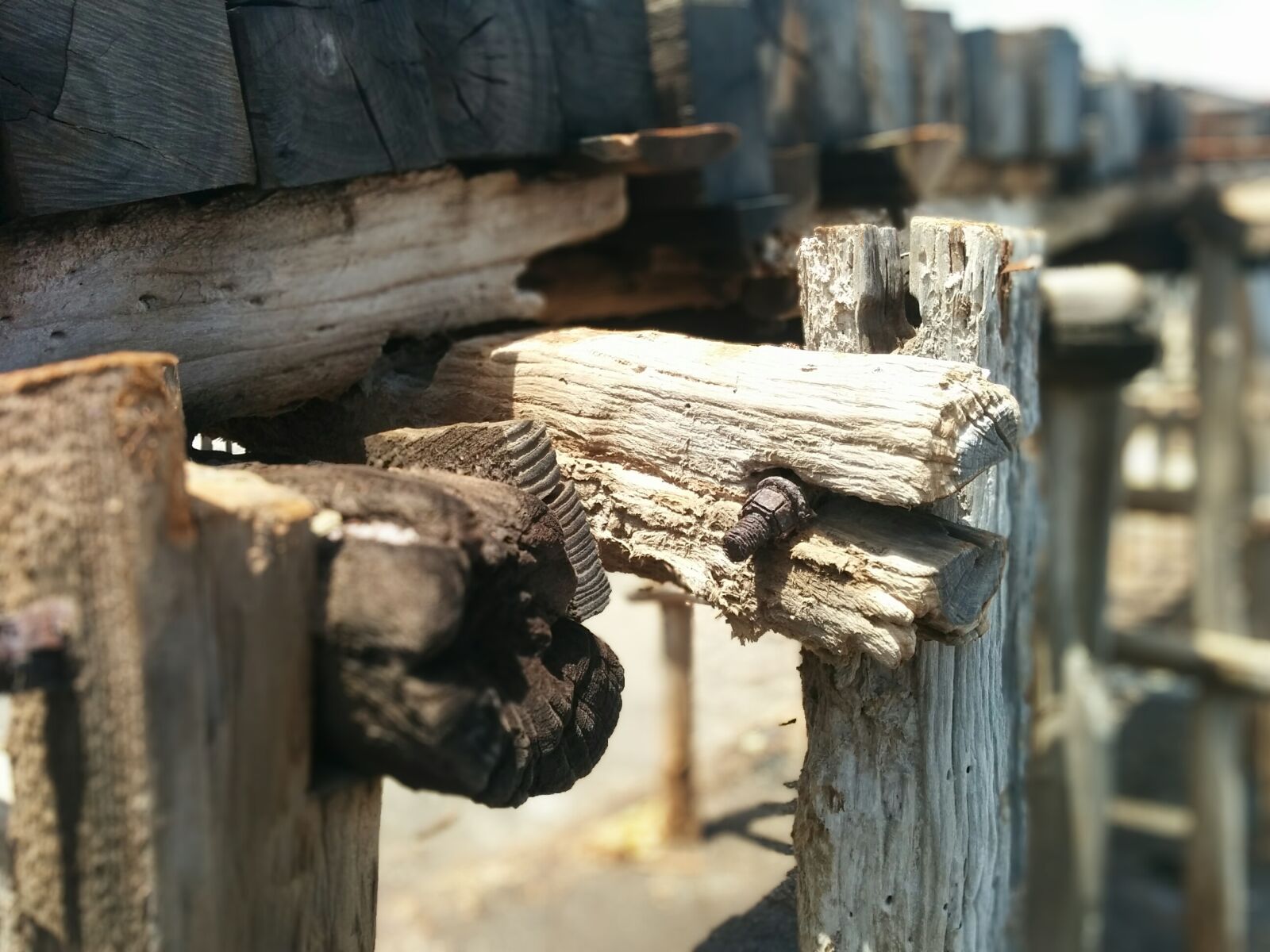 LG Nexus 5 sample photo. Old, wood, rail photography