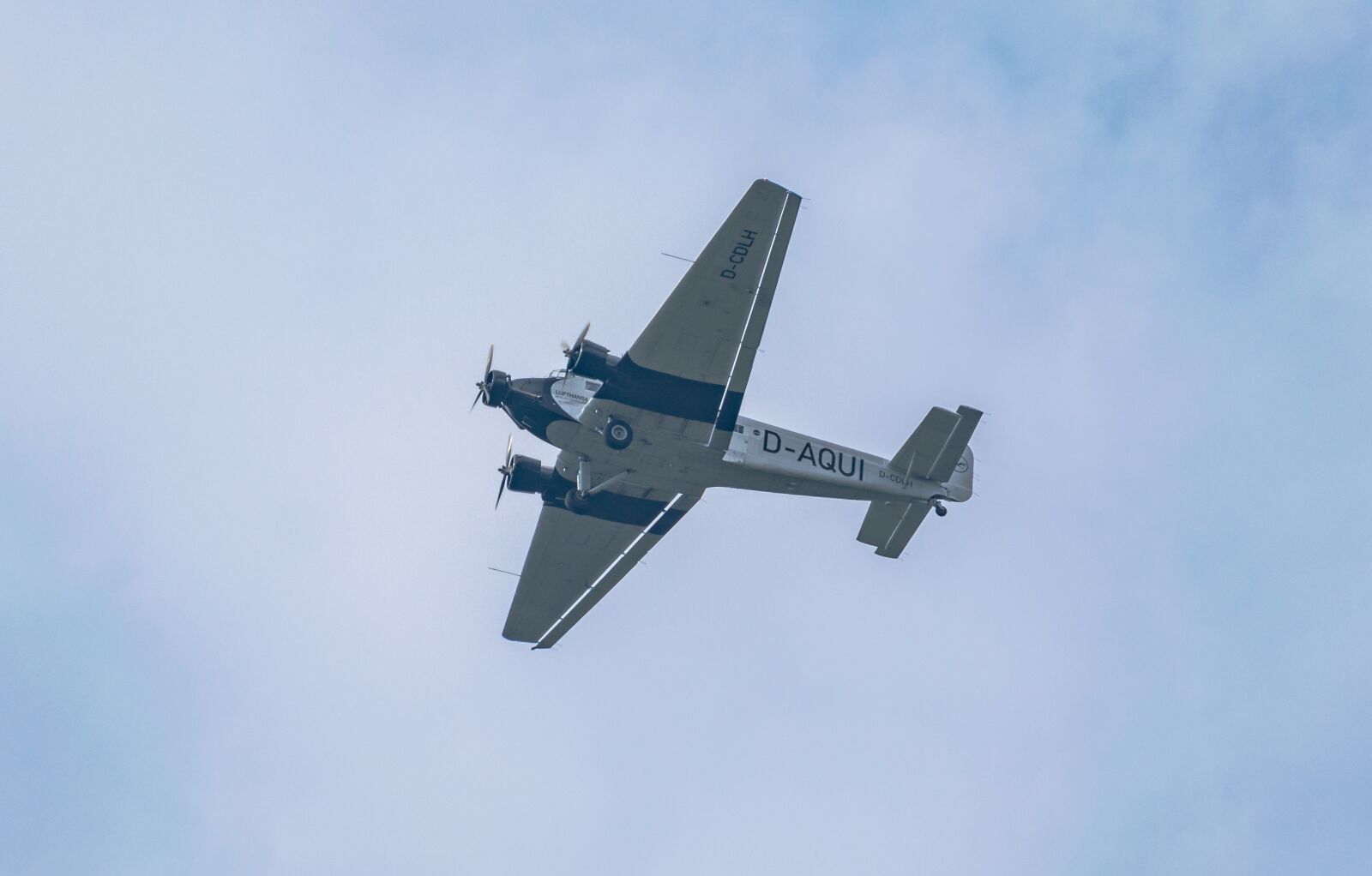 Nikon D5300 sample photo. Aircraft, nostalgia, flight photography