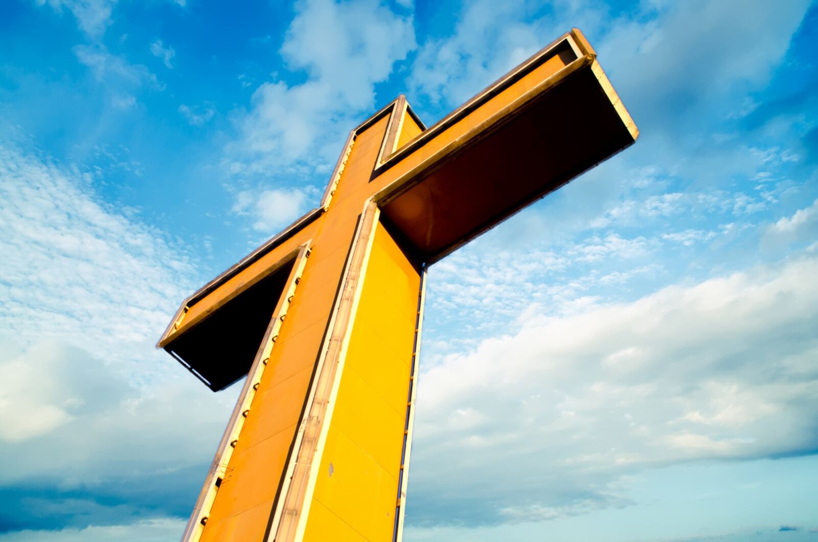 Nikon D5100 sample photo. Cross, religion, christianity photography