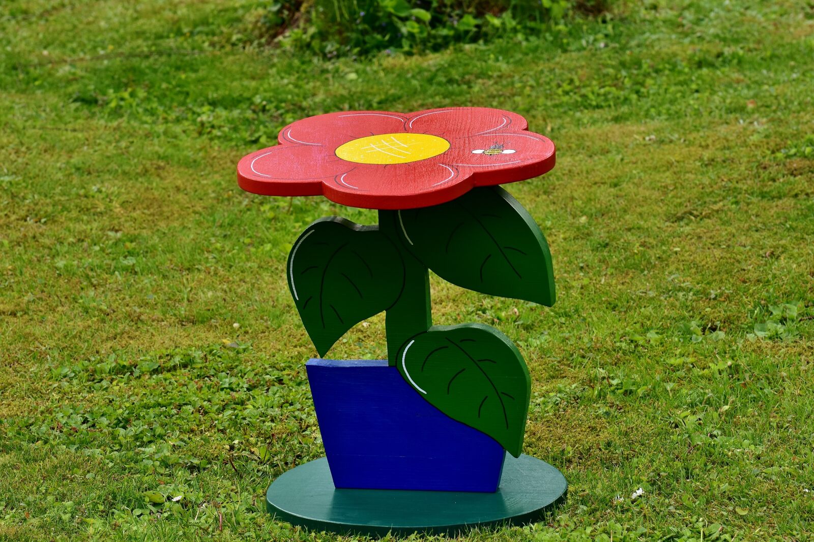 Nikon D7200 sample photo. Side table, hand labor photography