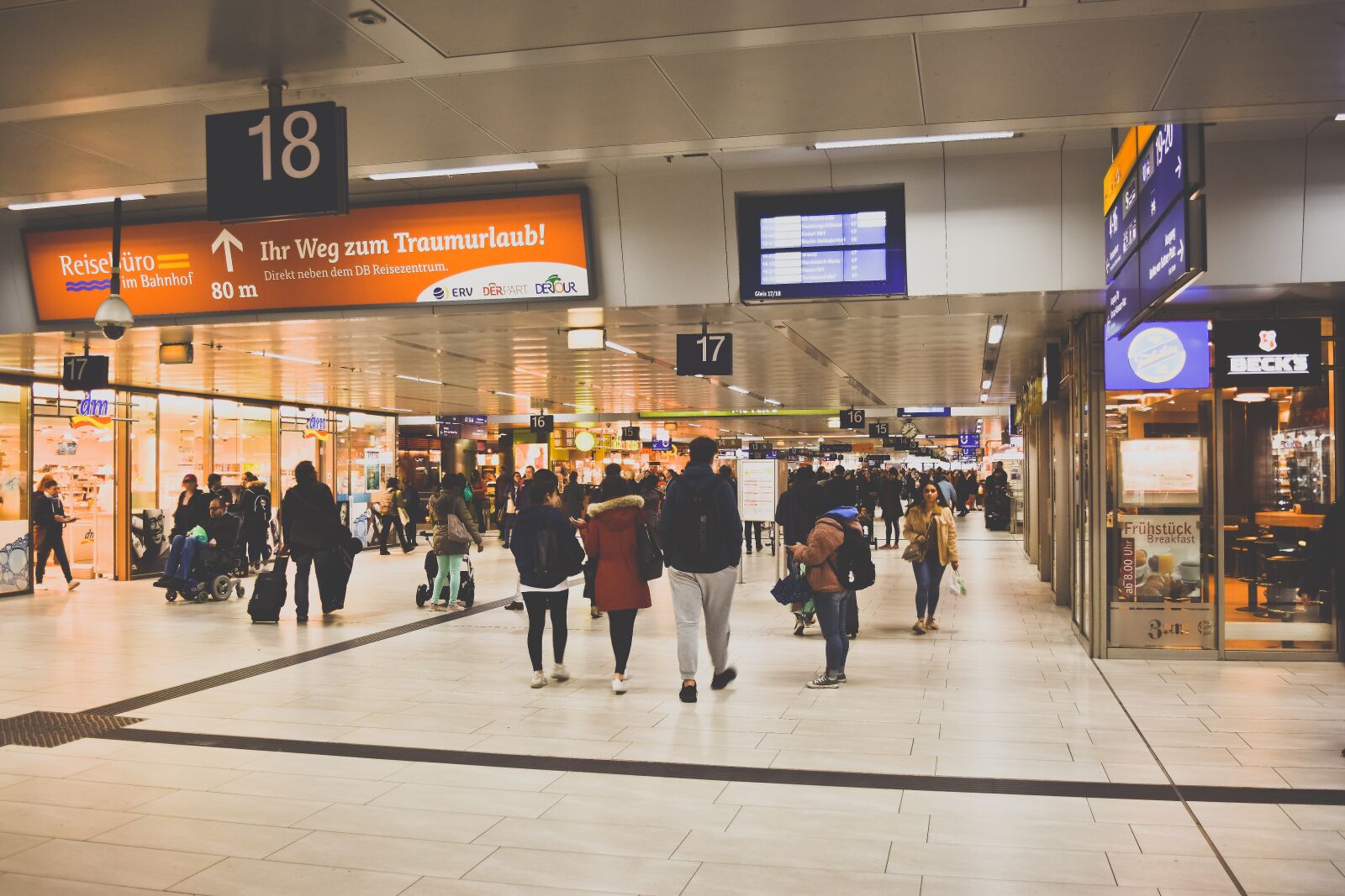 Nikon D3300 sample photo. Railway station, travellers, travel photography