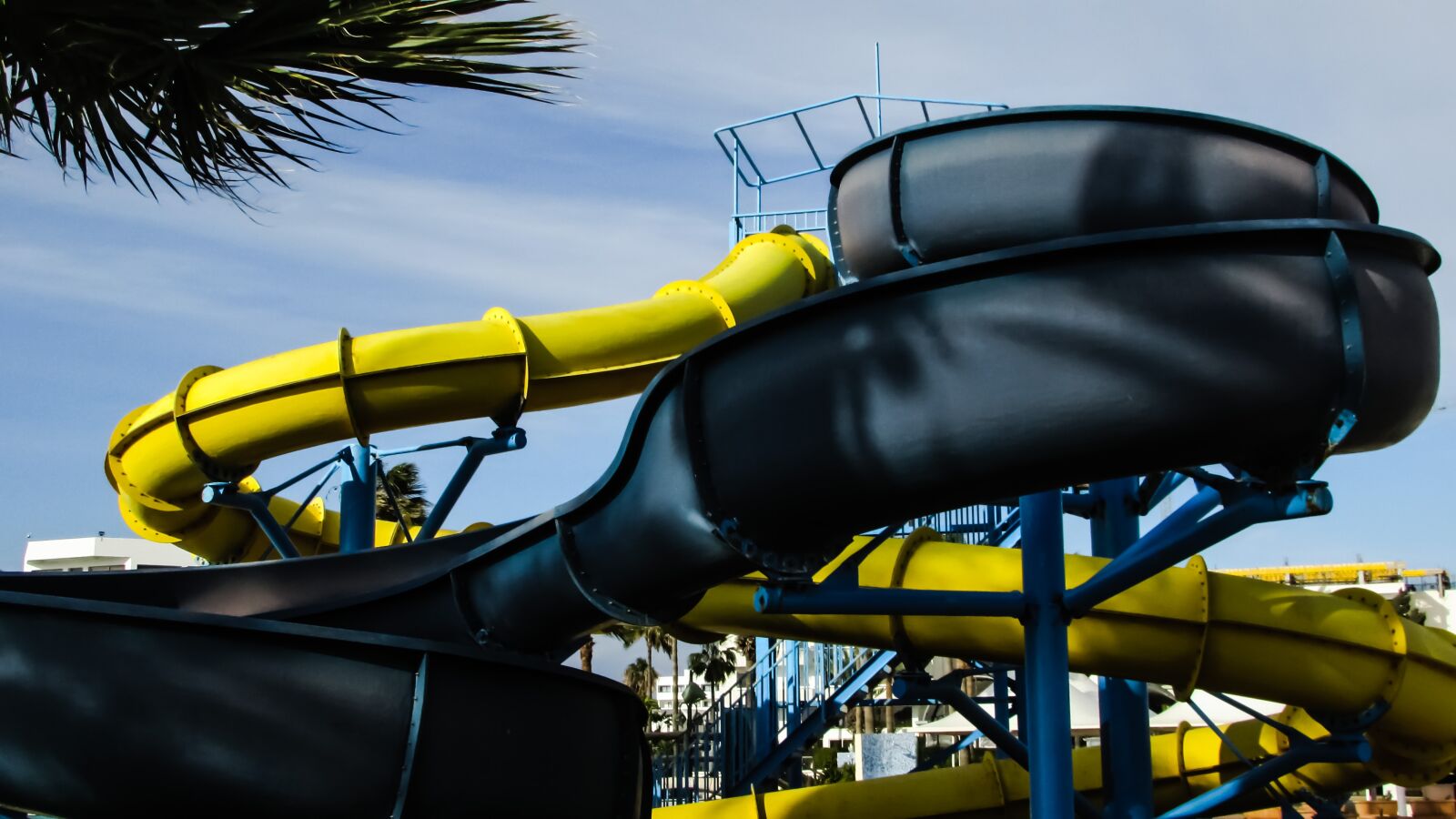 Canon PowerShot SX400 IS sample photo. Water park, slide, water photography