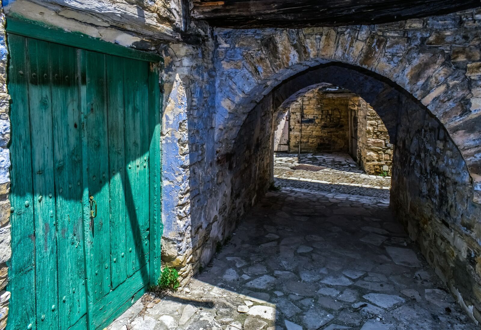 Nikon D3300 sample photo. Alley, arcade, stoa photography
