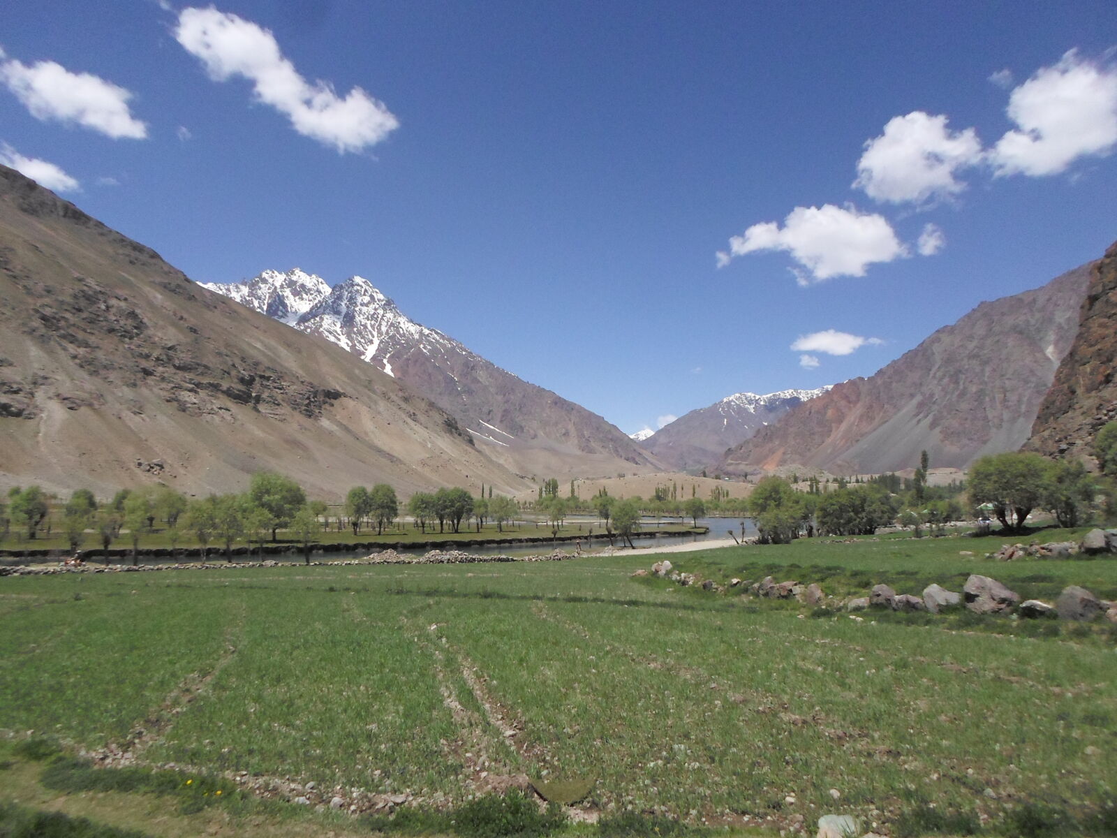 Samsung ES95 sample photo. Ghizer, gilgit, gulaghmuli, terich photography