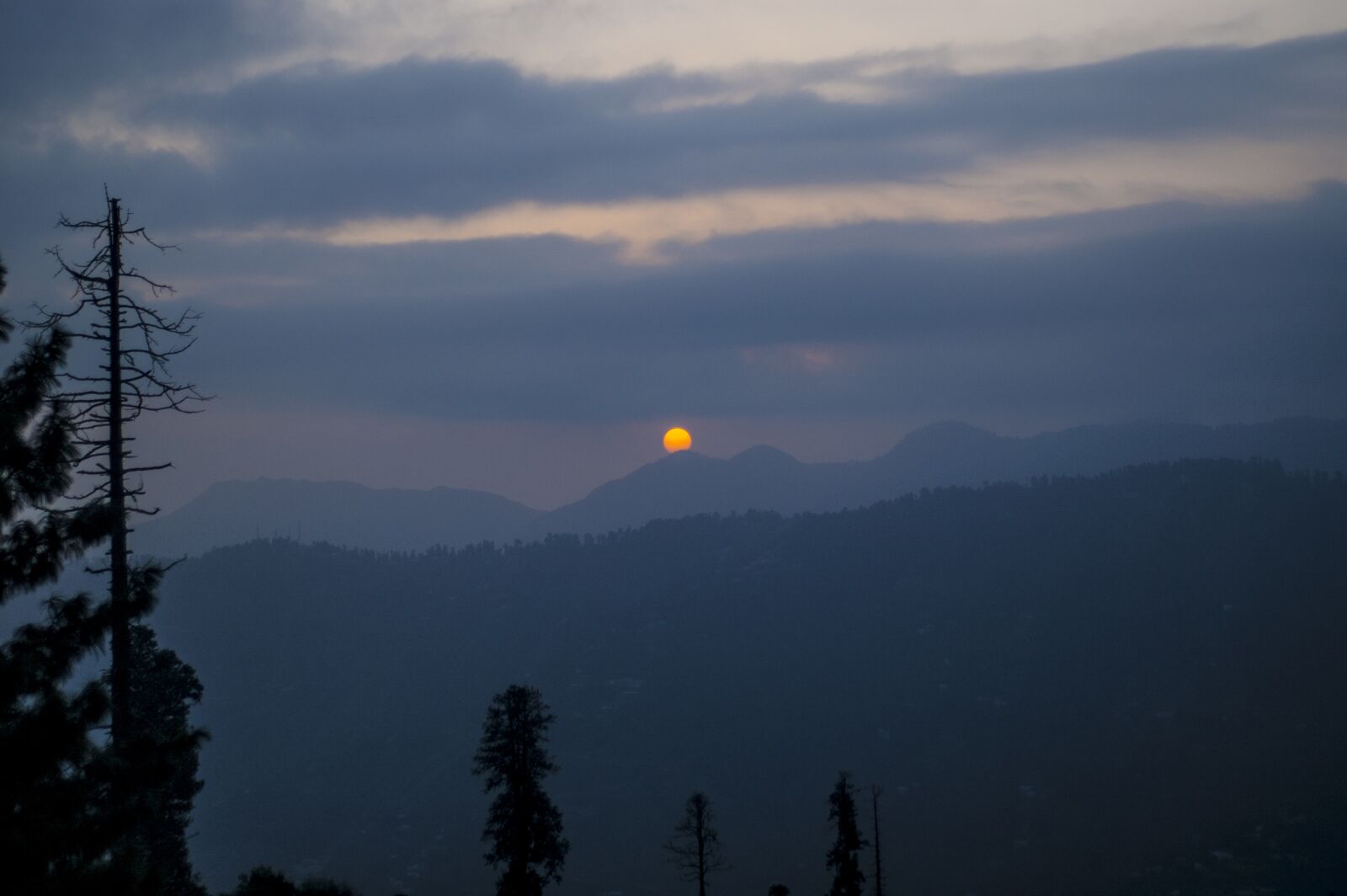 Nikon D70s sample photo. Sunset, mountains, nature photography