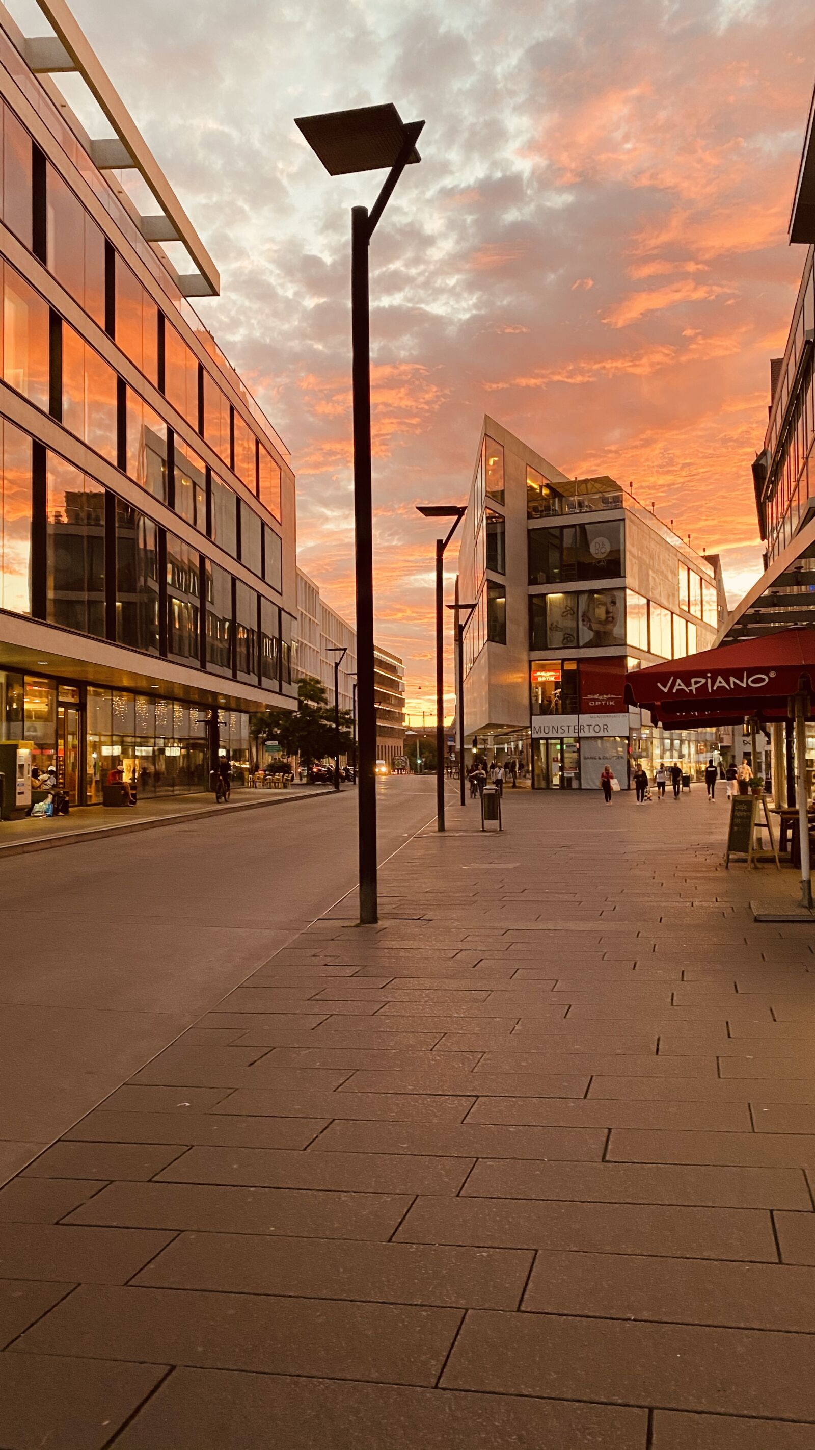 Apple iPhone 11 Pro sample photo. Ulm, city, sunset photography