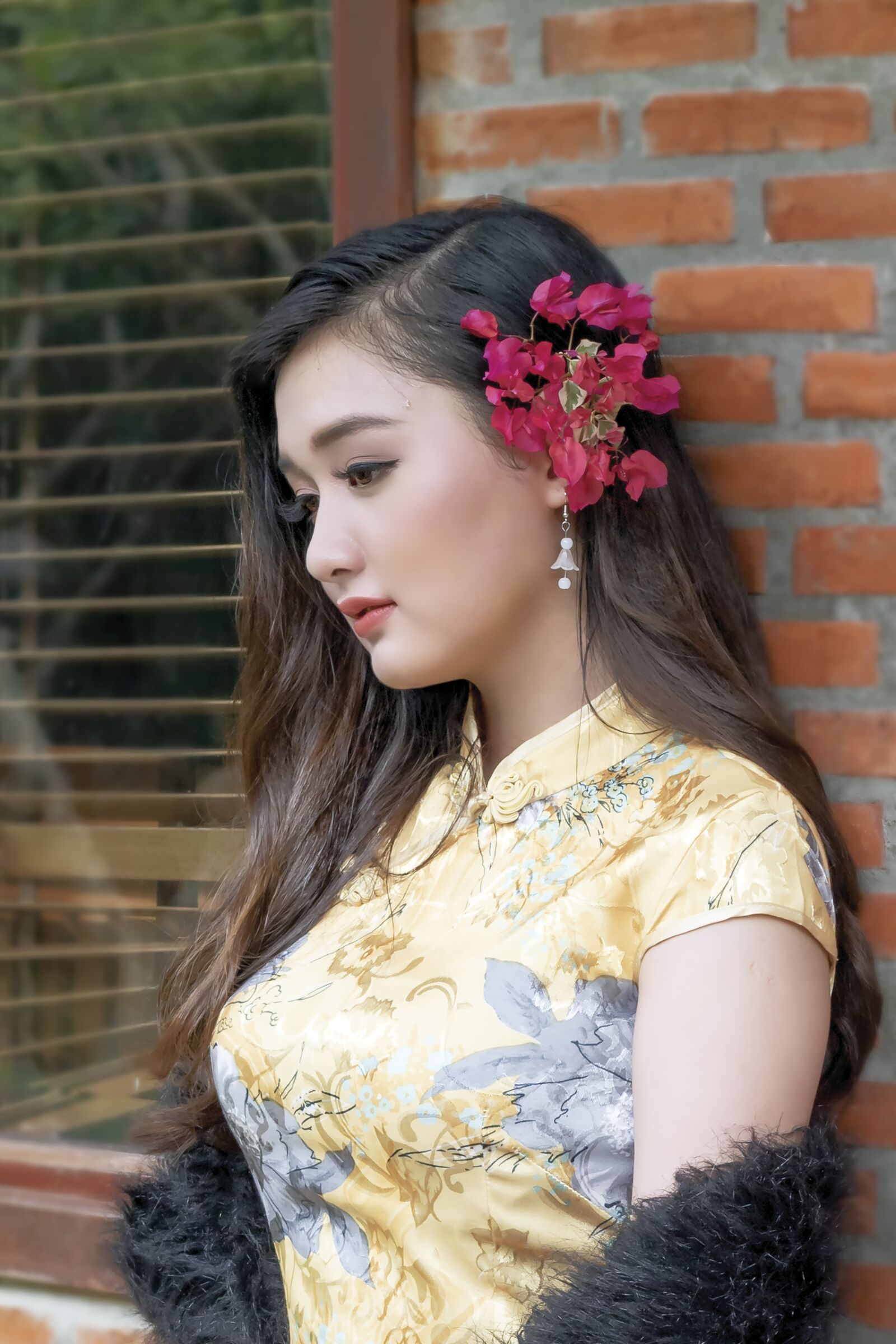 Canon EF 50mm F1.8 II sample photo. Woman, beauty, portrait photography