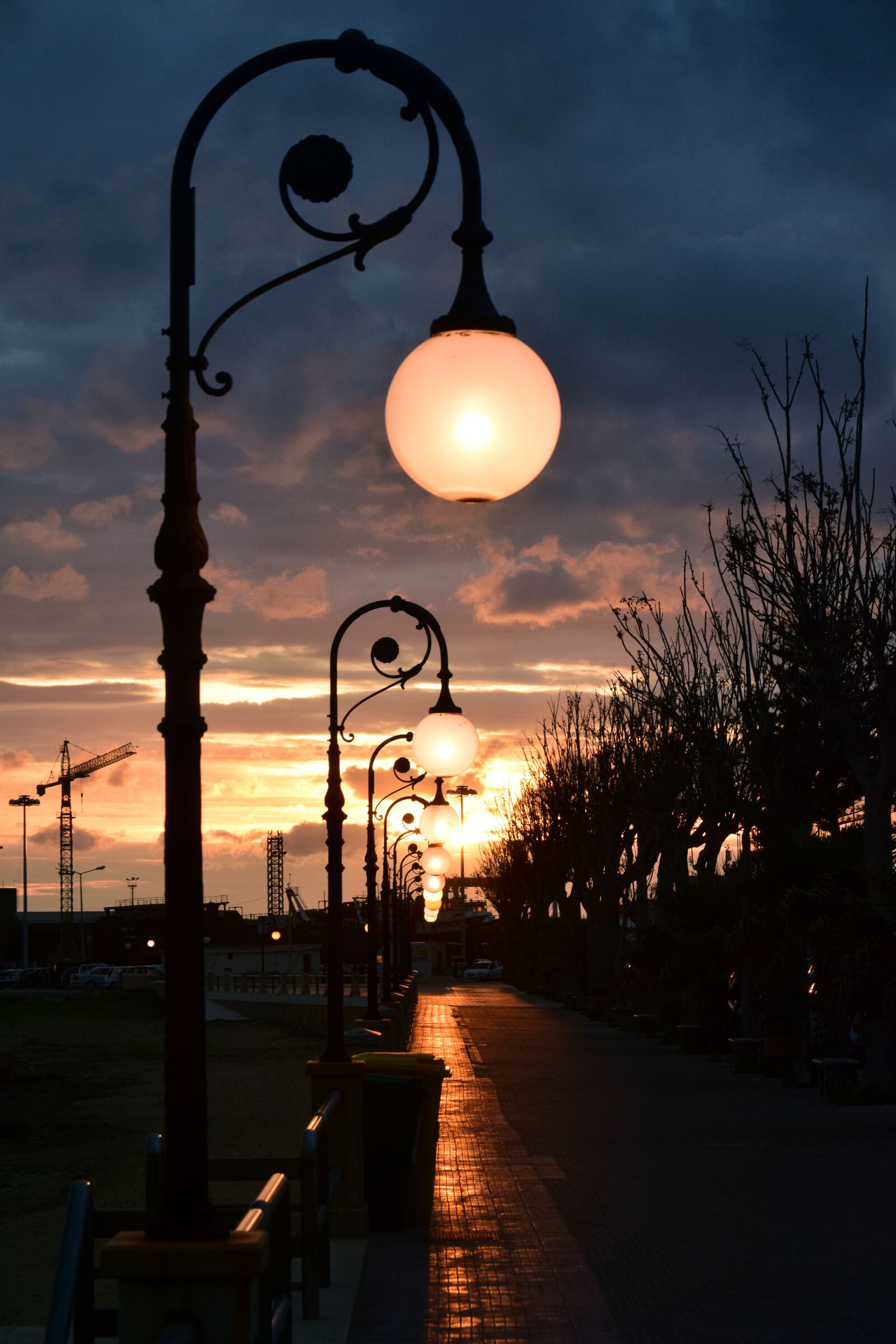 Nikon D3300 sample photo. Lanterns, evening, twilight photography