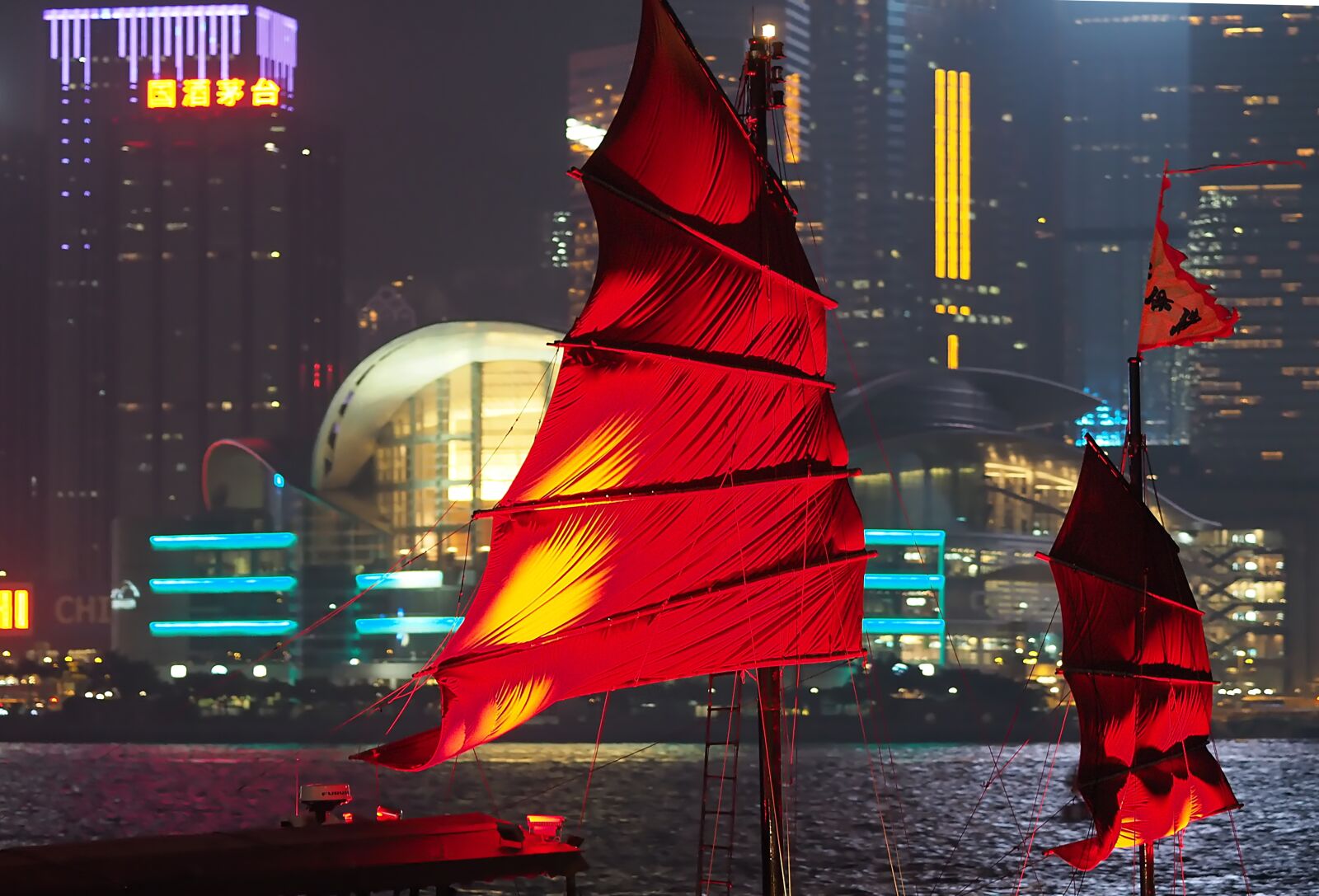 Olympus PEN E-PL7 sample photo. Hong kong, port, asia photography