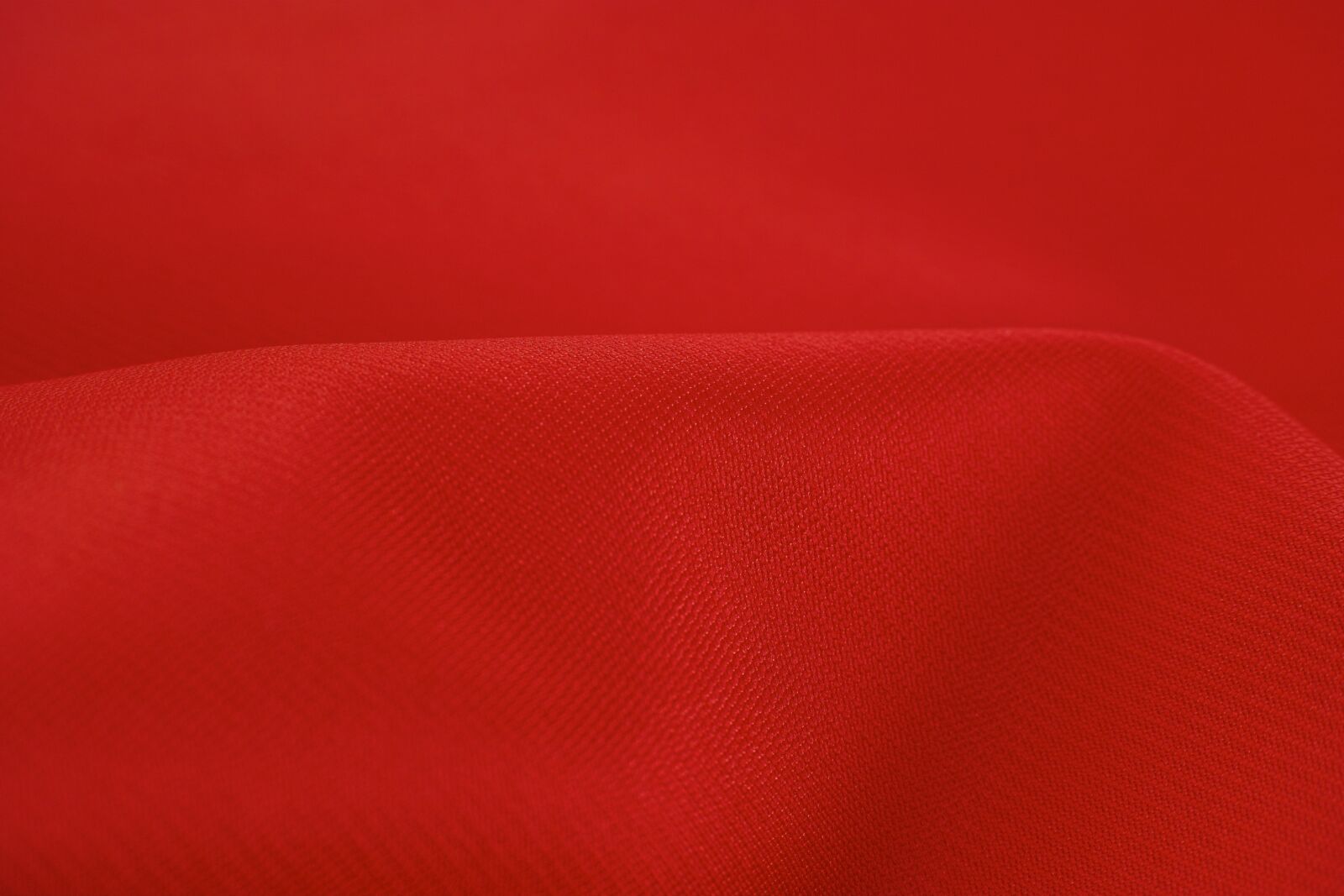 Sigma dp3 Quattro sample photo. Fabric, red, backgrounds photography